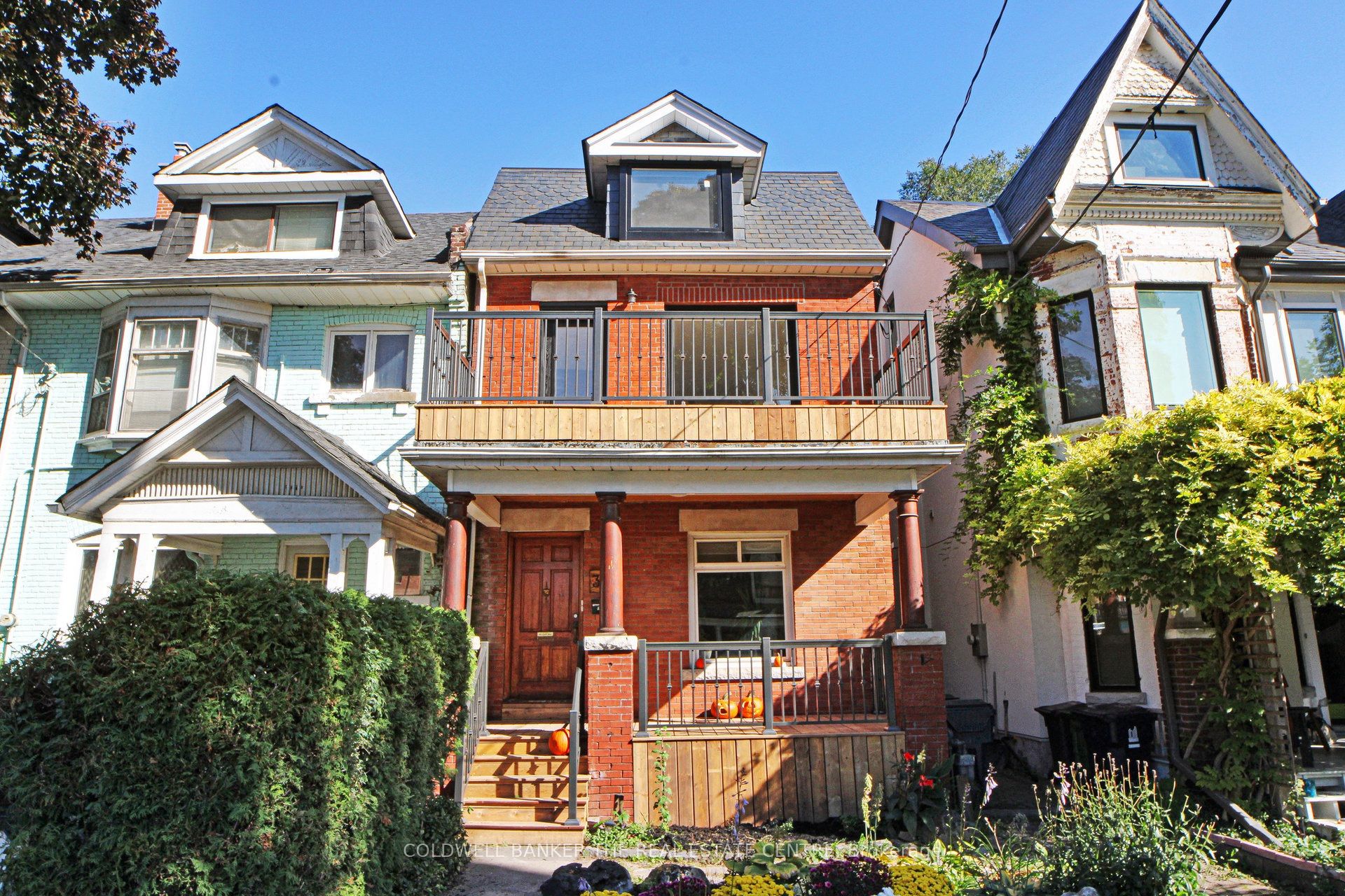 351 Clinton Street Main Floor Unit, Toronto, ON M6G 2Y7