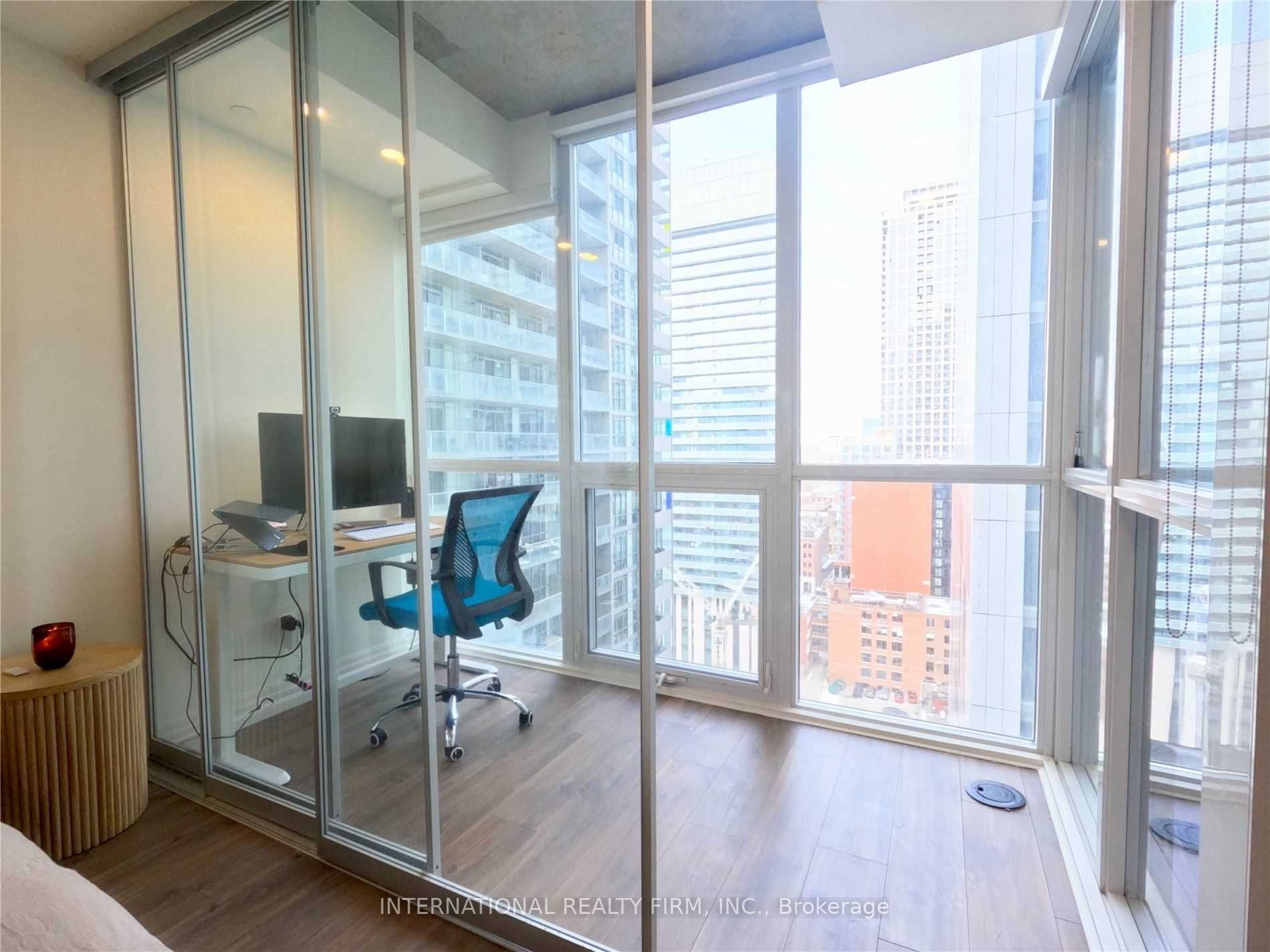 88 Blue Jays Way 1801, Toronto, ON M5V 0L7 photo 4