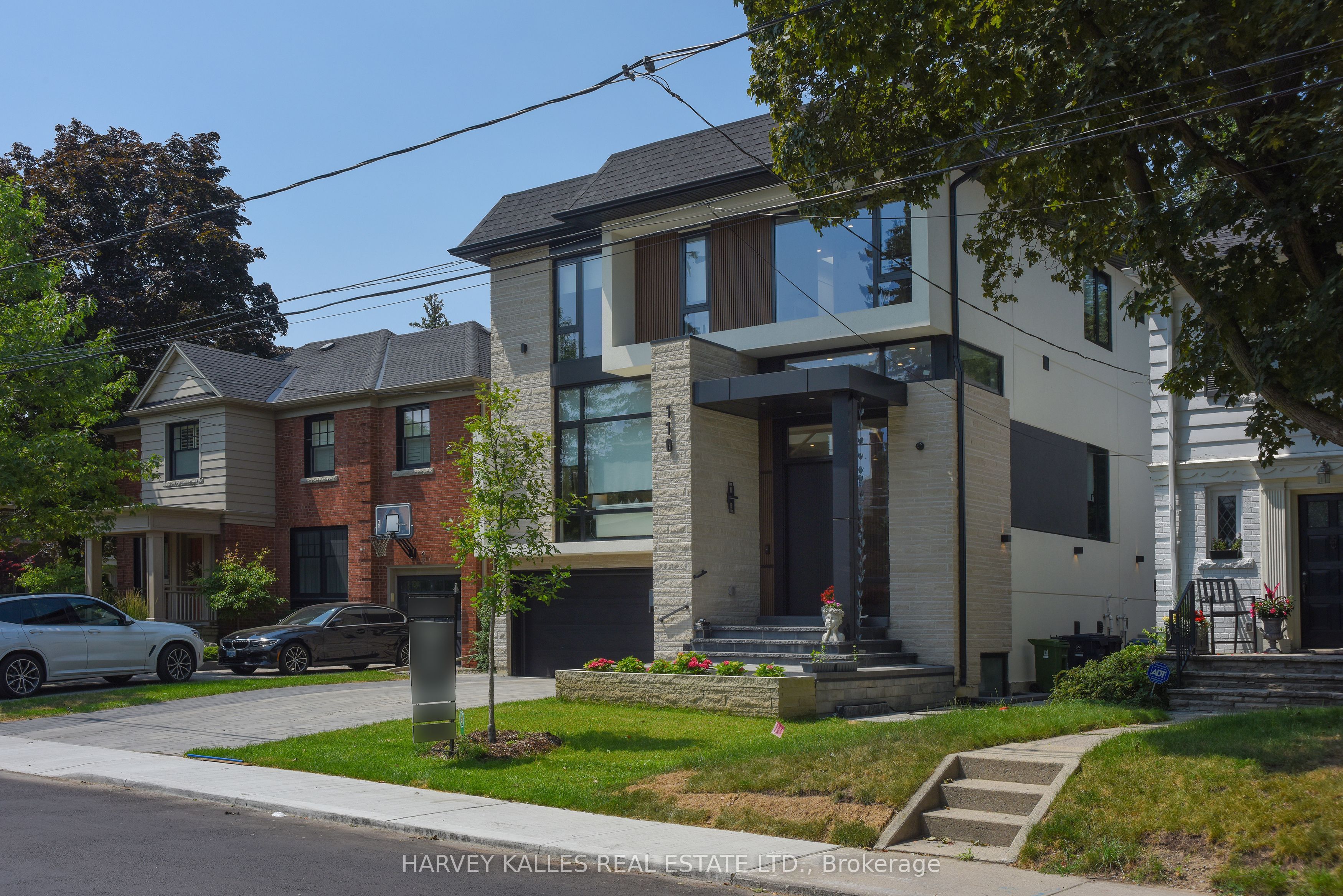110 Mona Drive, Toronto, ON M5N 2R4 photo 3