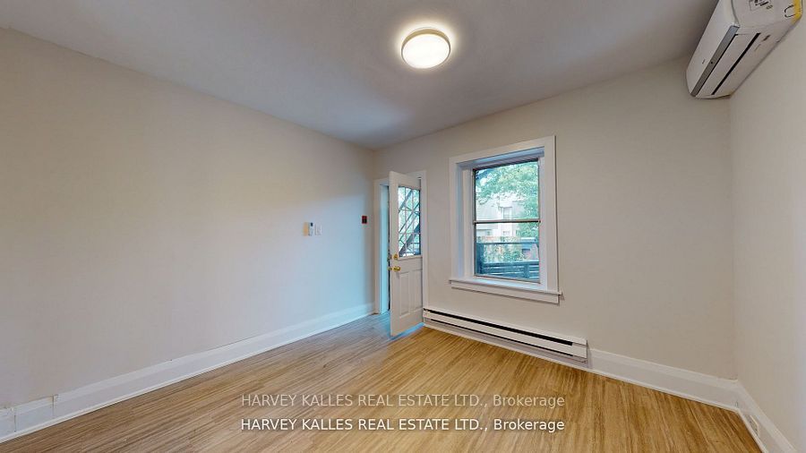 1065 Bathurst Street 6, Toronto, ON M5R 3G8 photo 2