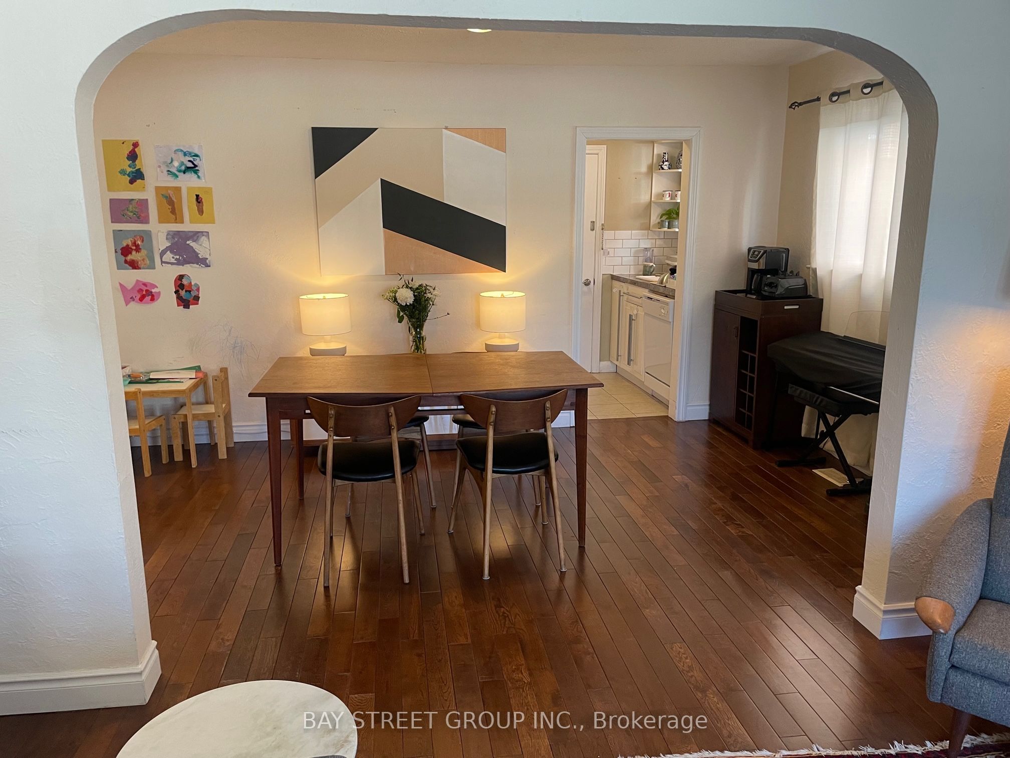 48 Braemar Avenue Main & Lower, Toronto, ON M5P 2L2 photo 5
