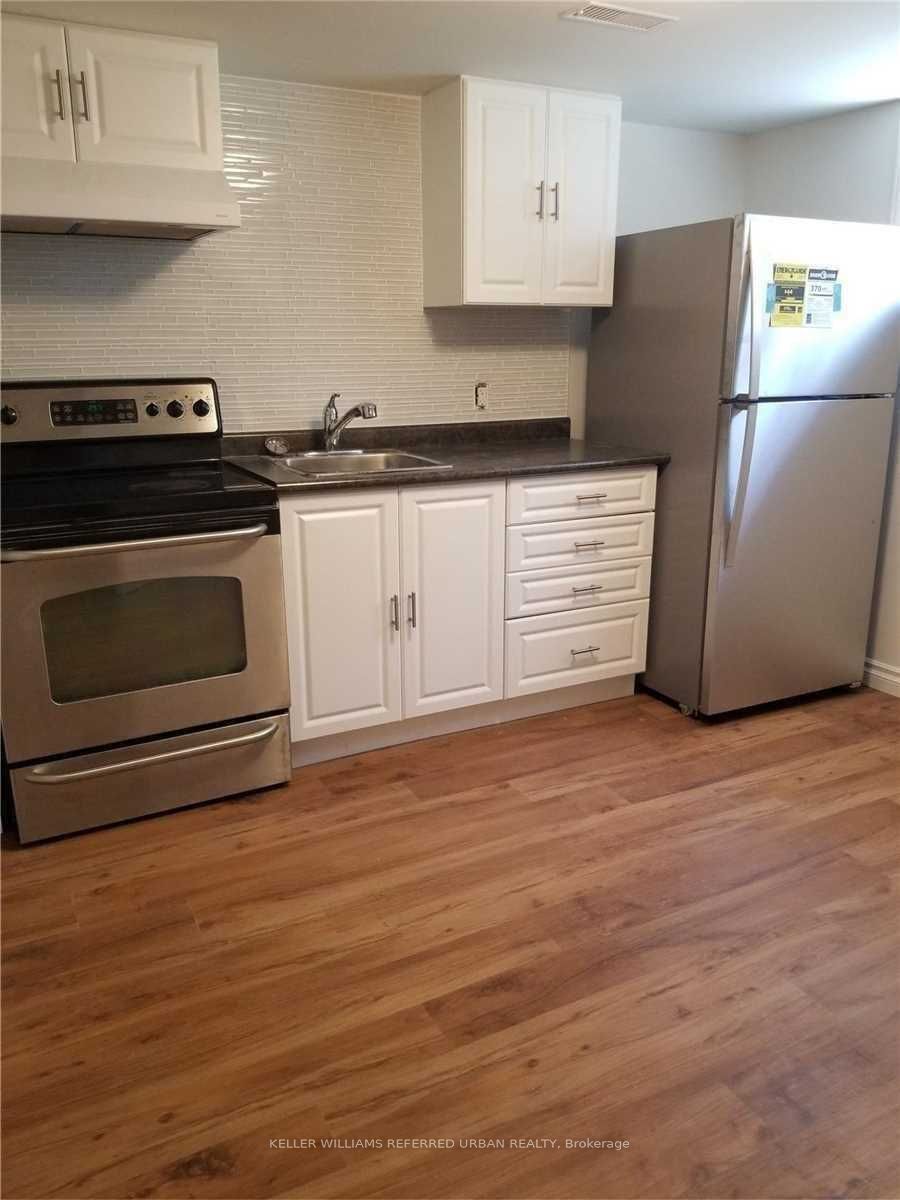 173 Overbrook Place A, Toronto, ON M3H 4R2 photo 2