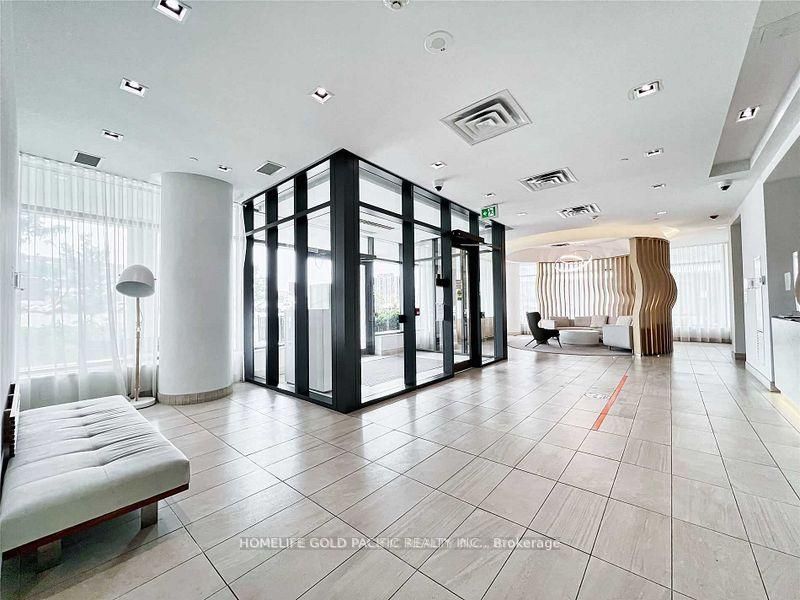 150 Fairview Mall Drive 315, Toronto, ON M2J 0E7 photo 3
