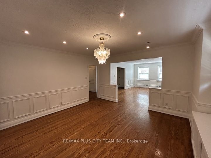 1745 Bathurst Street 1, Toronto, ON M5P 3K5 photo 4
