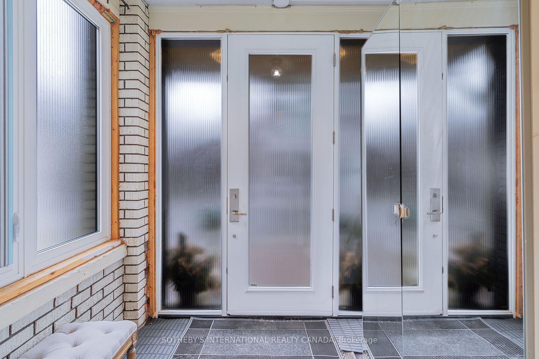 12 Belsize Drive, Toronto, ON M4S 1L4 photo 4