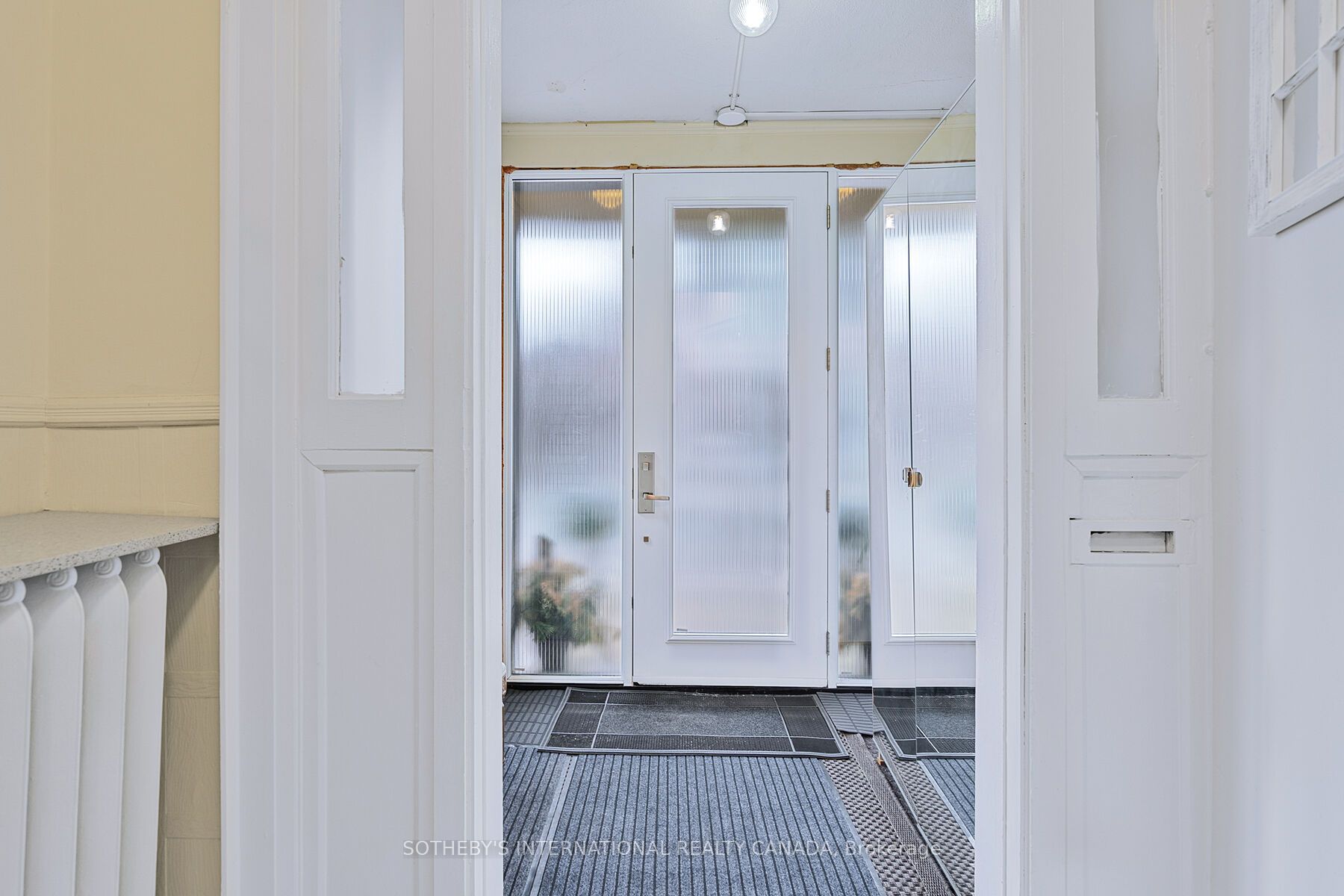 12 Belsize Drive, Toronto, ON M4S 1L4 photo 5