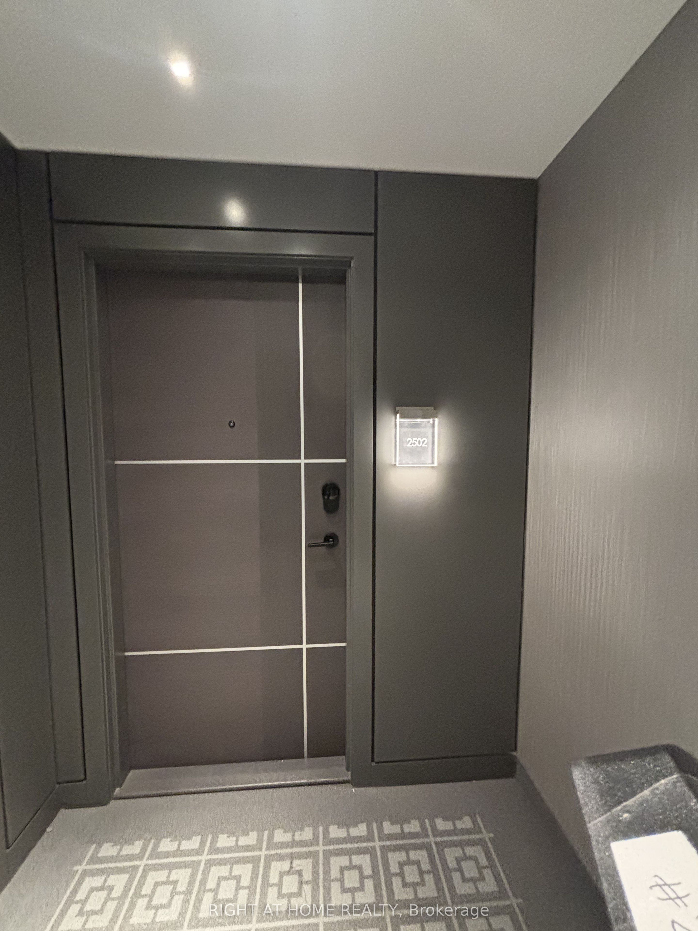 100 Dalhousie Street E 2502, Toronto, ON M5B 0C7