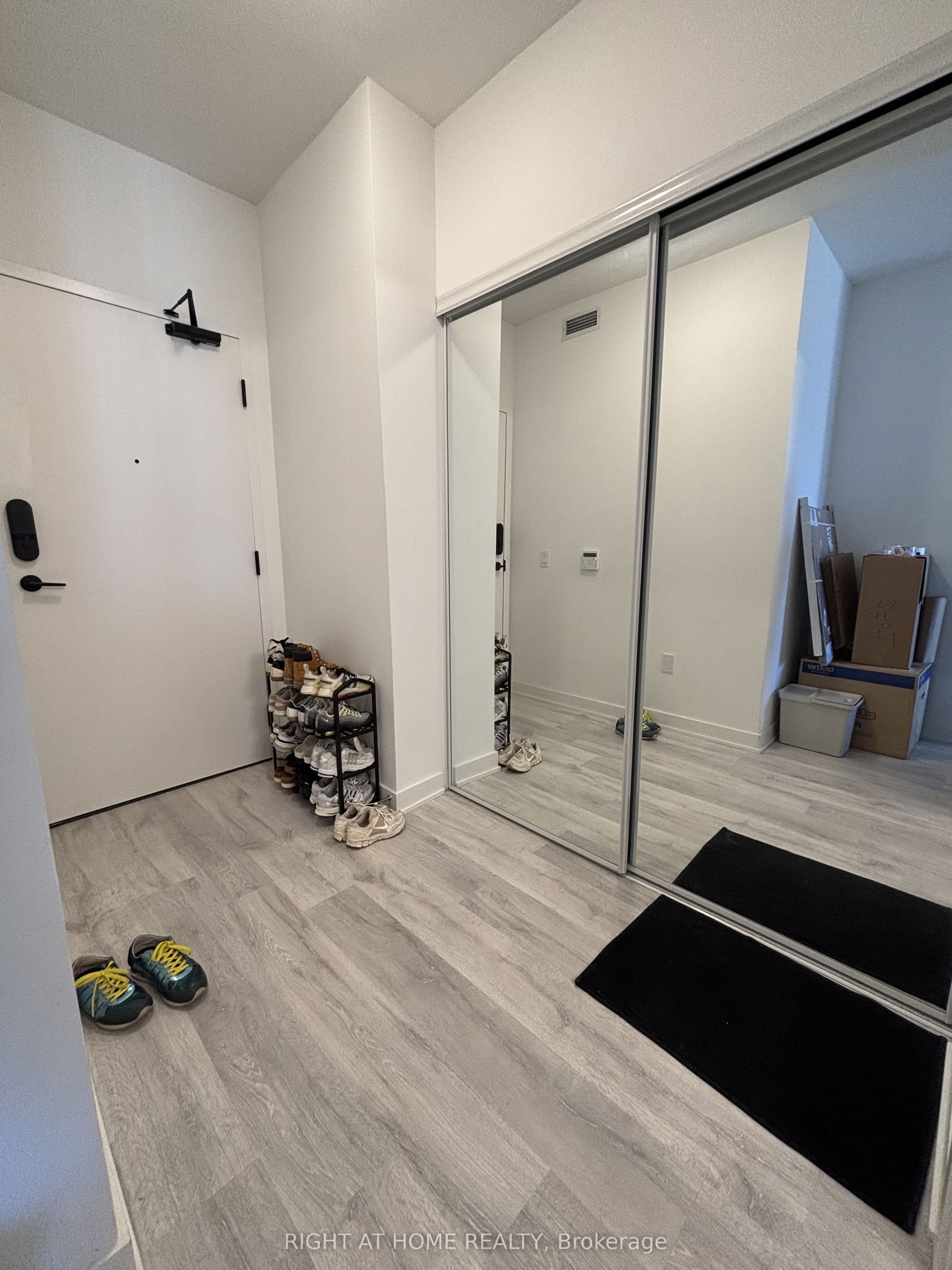 100 Dalhousie Street E 2502, Toronto, ON M5B 0C7 photo 5