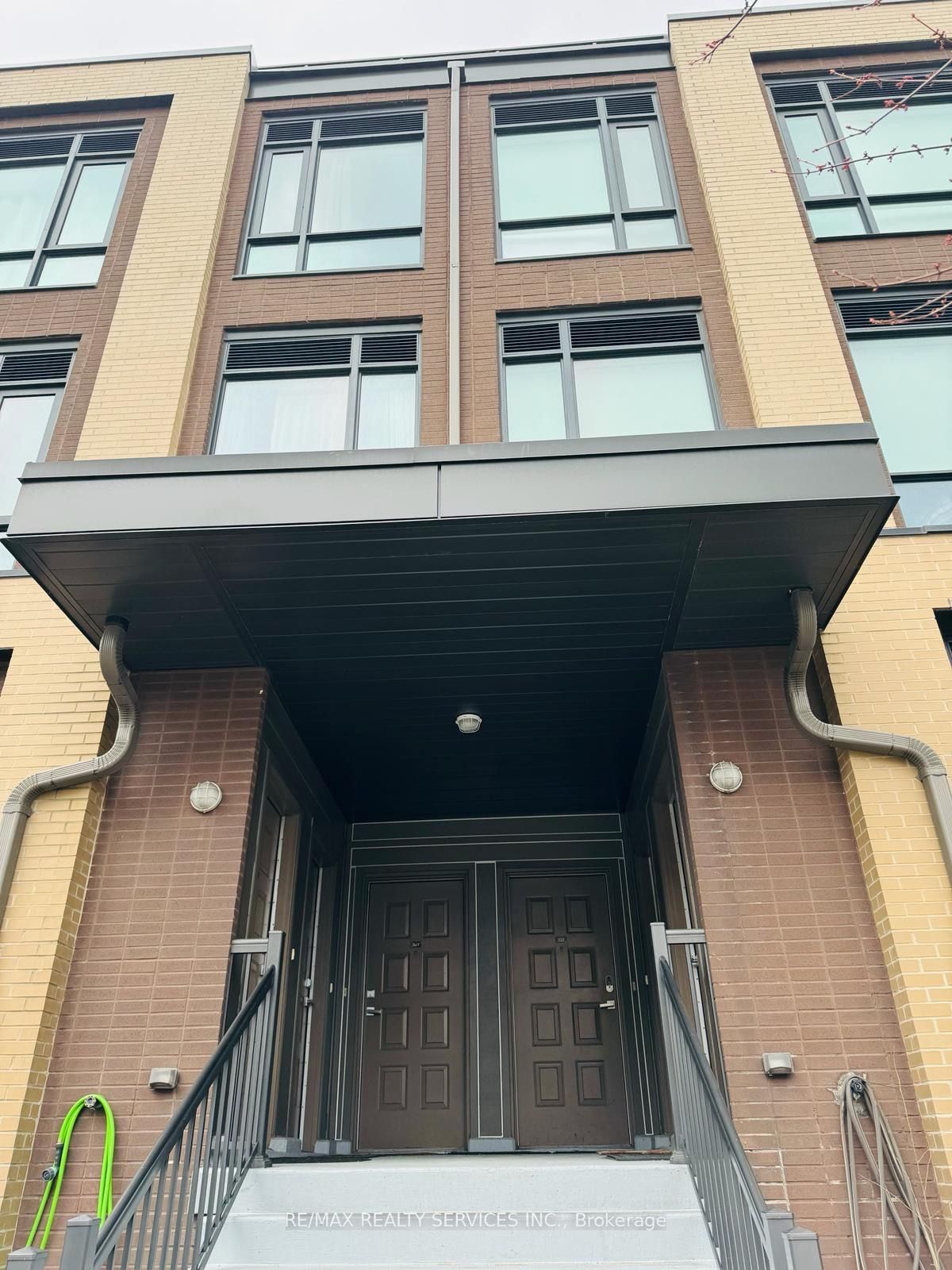639 Lawrence Avenue W 321, Toronto, ON M6A 1A9 photo 3