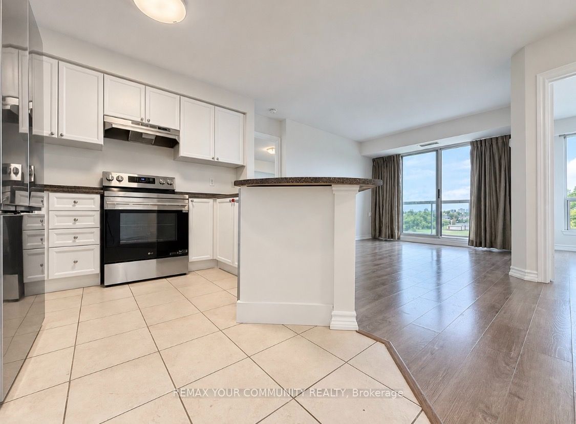 1030 Sheppard Avenue W 516, Toronto, ON M3H 6C1 photo 2