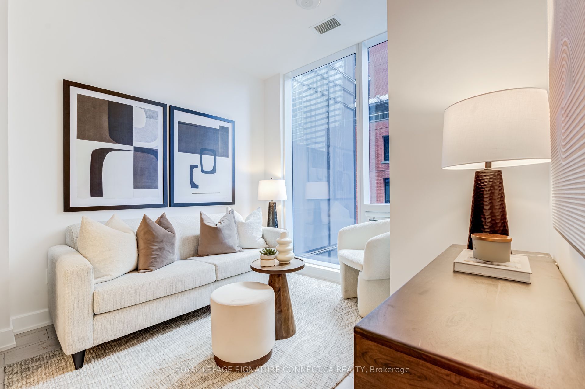 15 Mercer Street 317, Toronto, ON M5V 1H2 photo 3