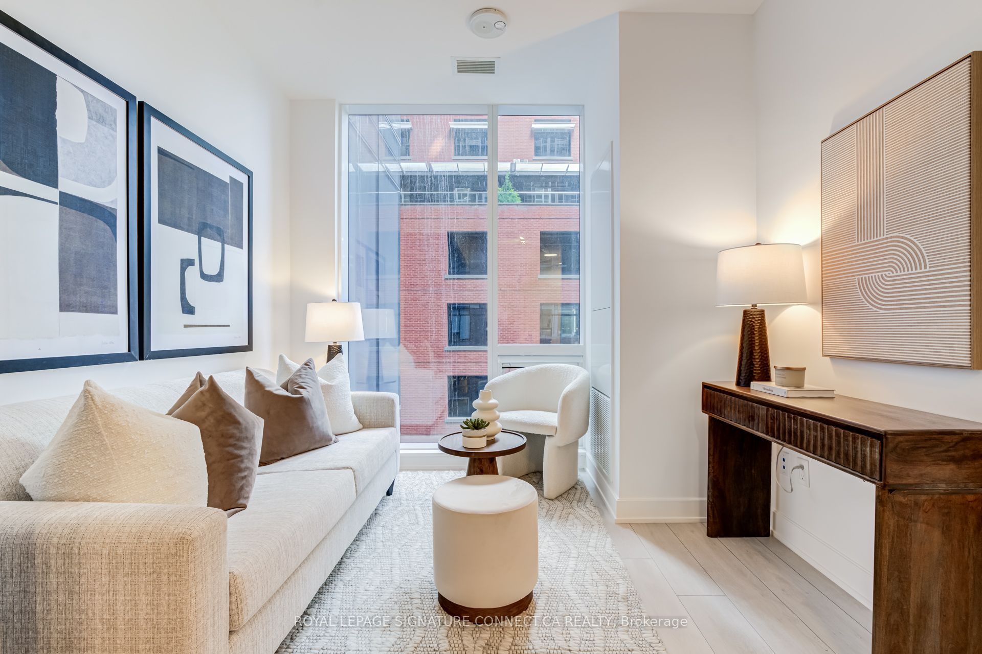 15 Mercer Street 317, Toronto, ON M5V 1H2 photo 4