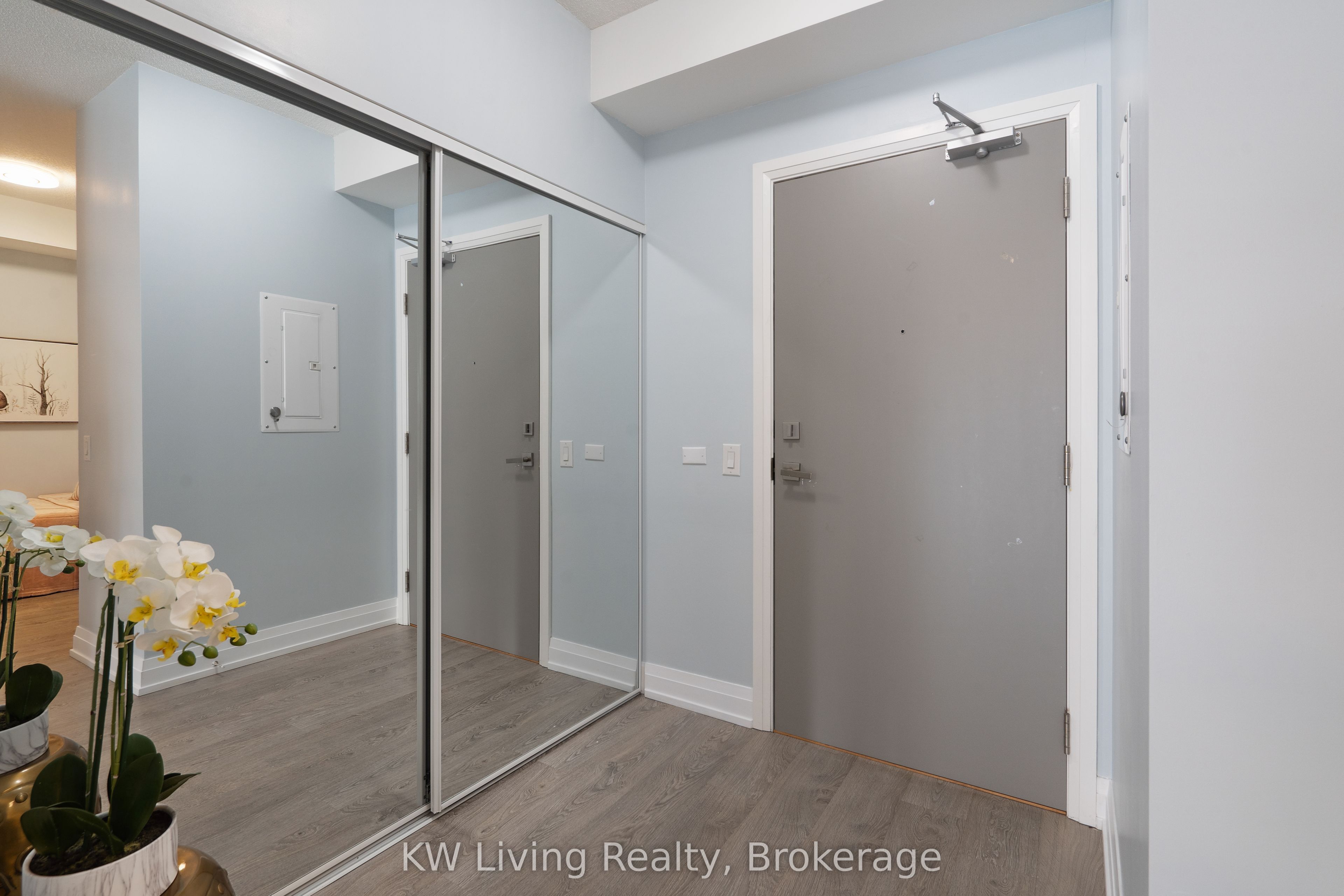591 Sheppard Avenue E 907, Toronto, ON M2K 0G2 photo 5