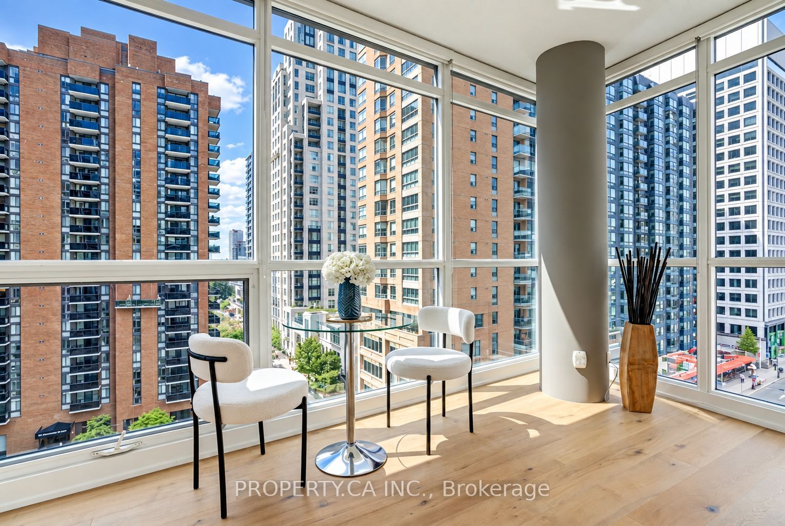 1121 Bay Street 904, Toronto, ON M5S 3L9 photo 5