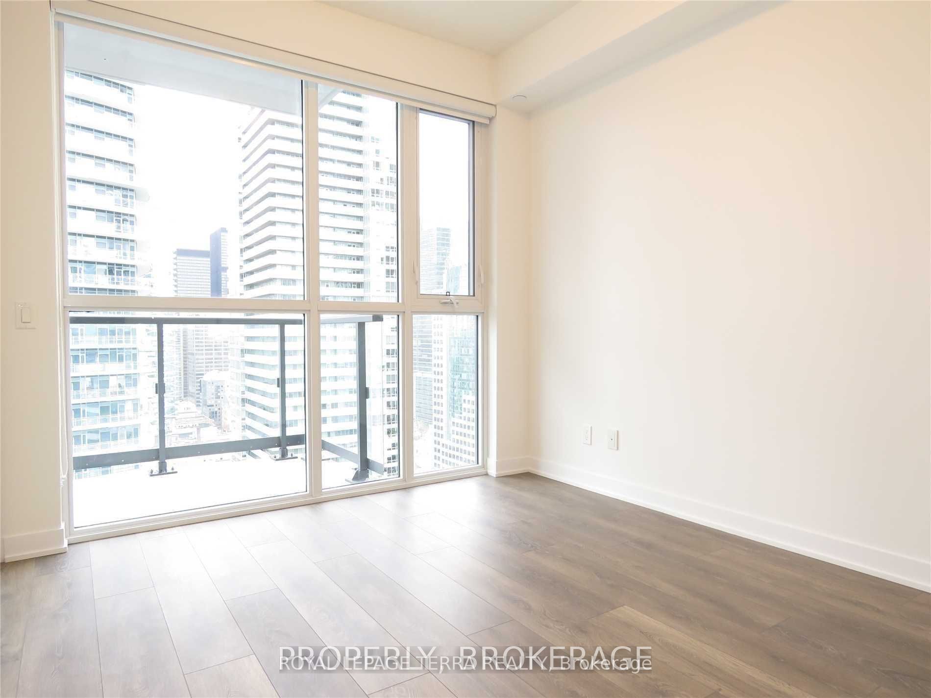 87 Peter Street 4212, Toronto, ON M5V 0P1 photo 2