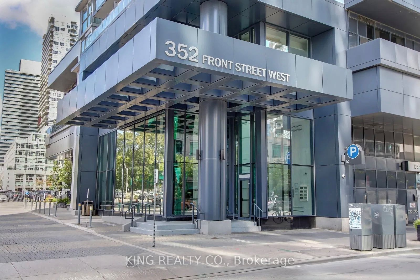 352 Front Street W 210, Toronto, ON M5V 0K3