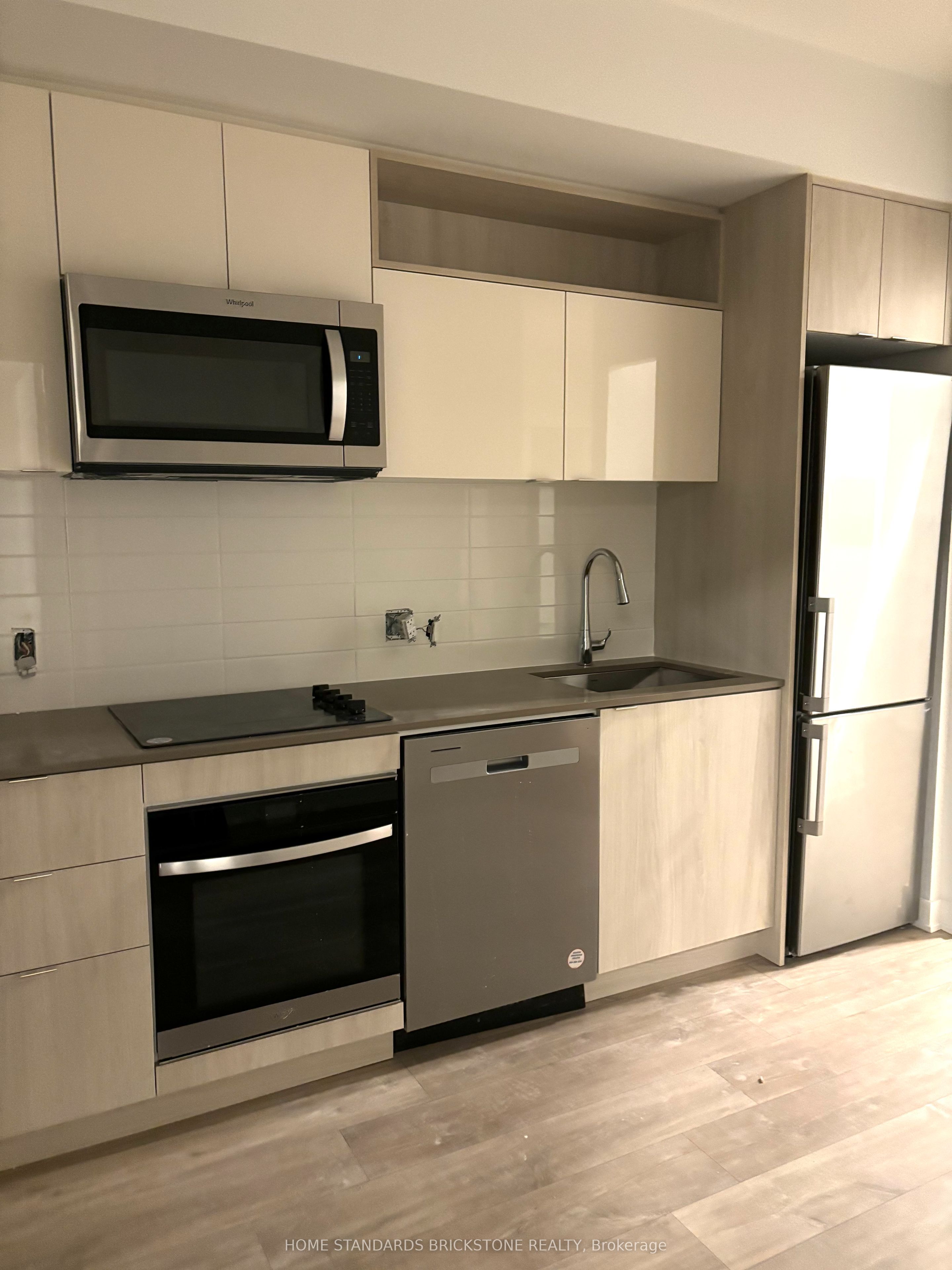 100 Dalhousie Street 5002, Toronto, ON M5B 0C7 photo 4