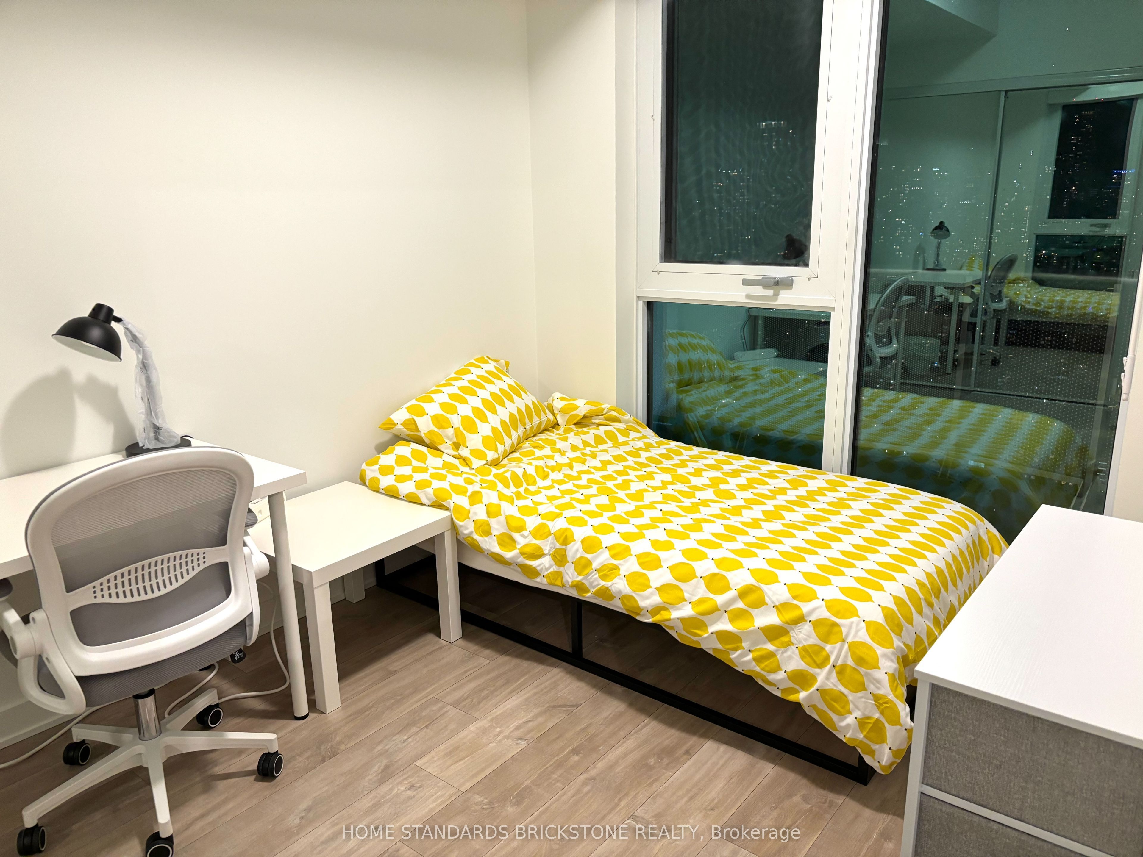 100 Dalhousie Street 5002, Toronto, ON M5B 0C7 photo 5