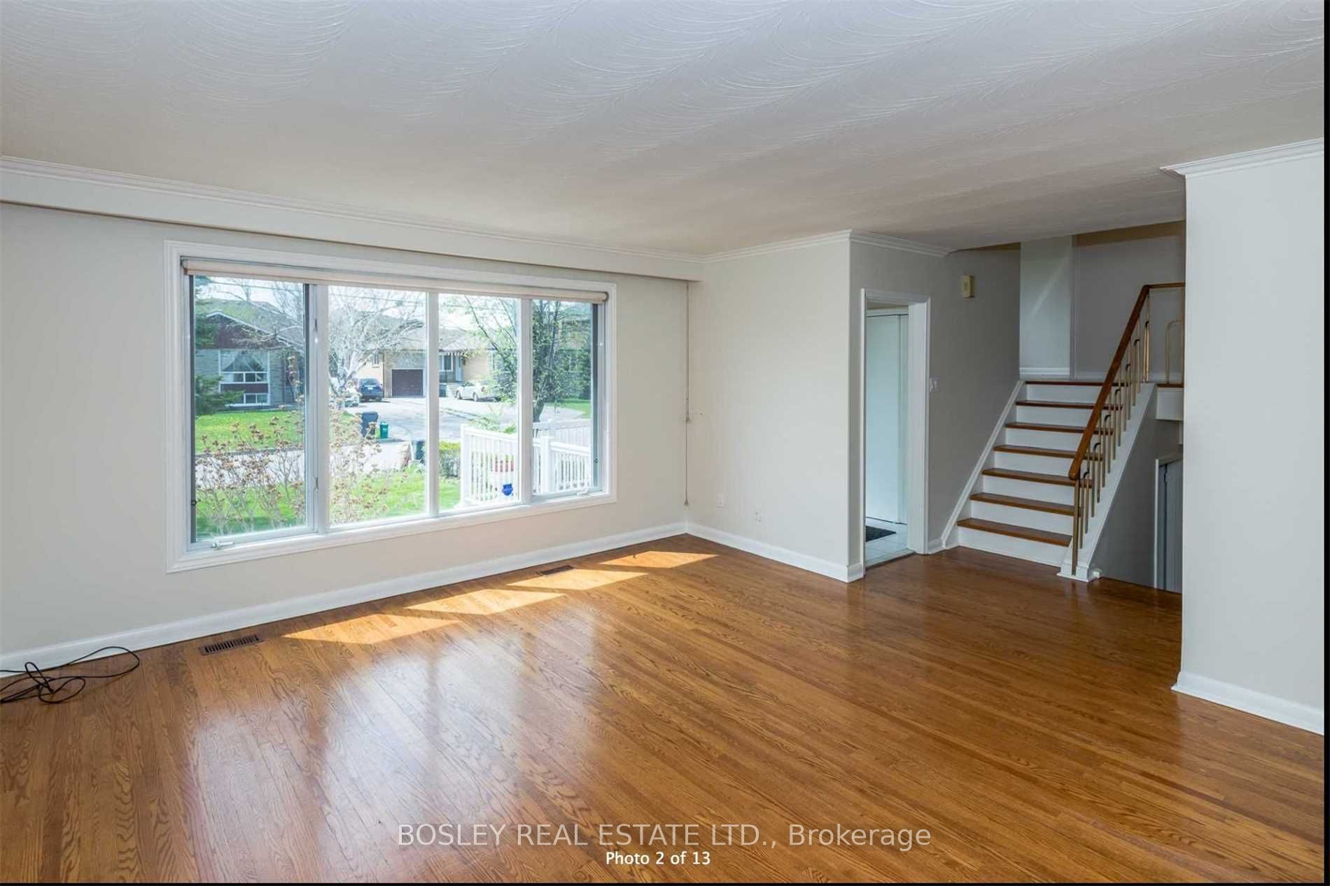 286 Searle Avenue, Toronto, ON M3H 4C4 photo 2