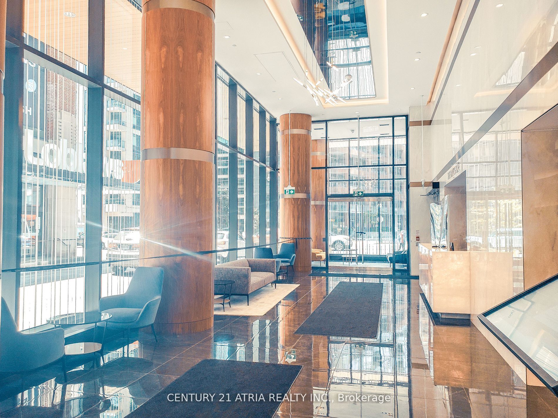 19 Bathurst Street 2610, Toronto, ON M5V 0N2 photo 3