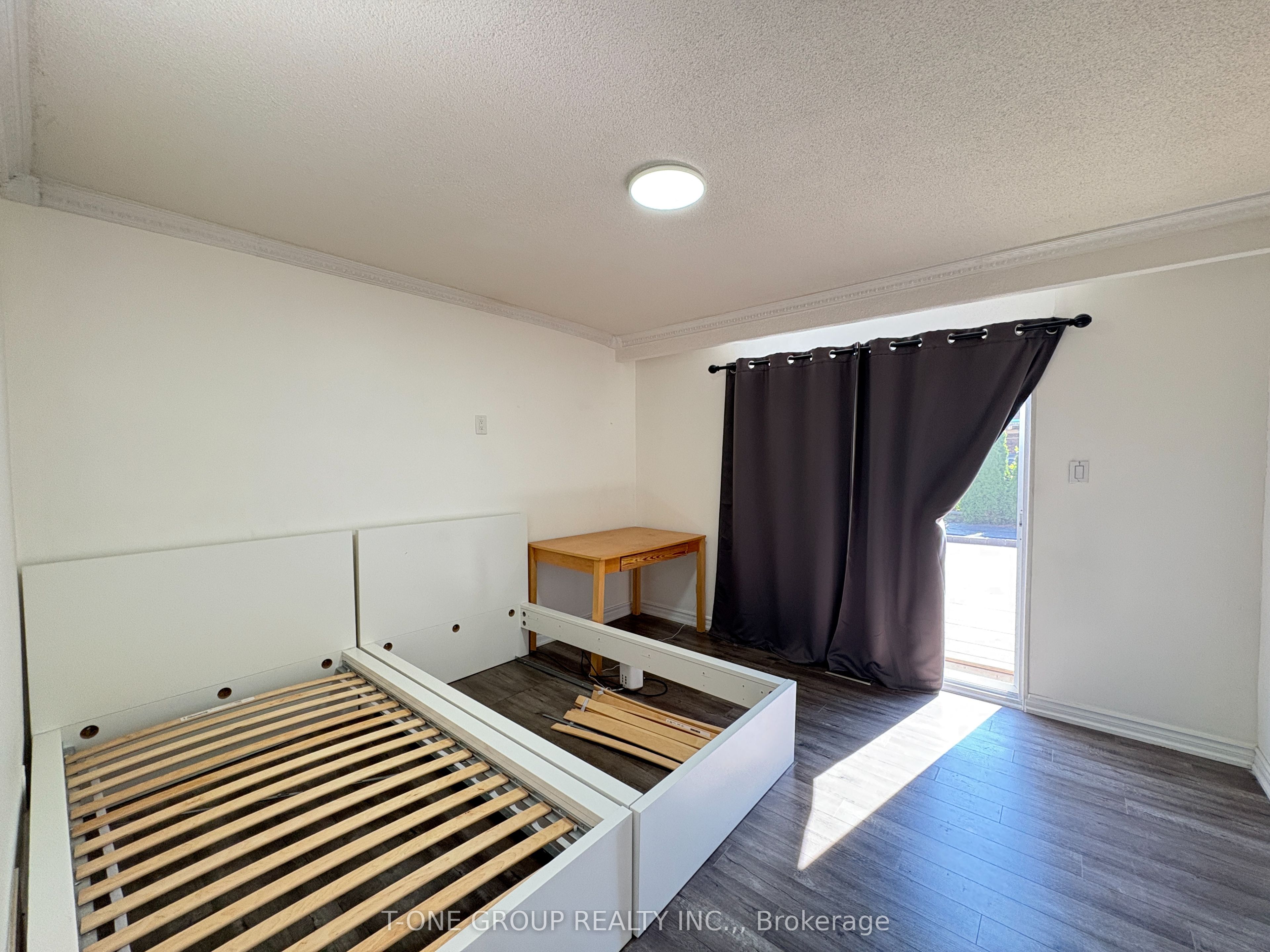 34 Navaho Drive Main Fl, Toronto, ON M2H 2X3 photo 5