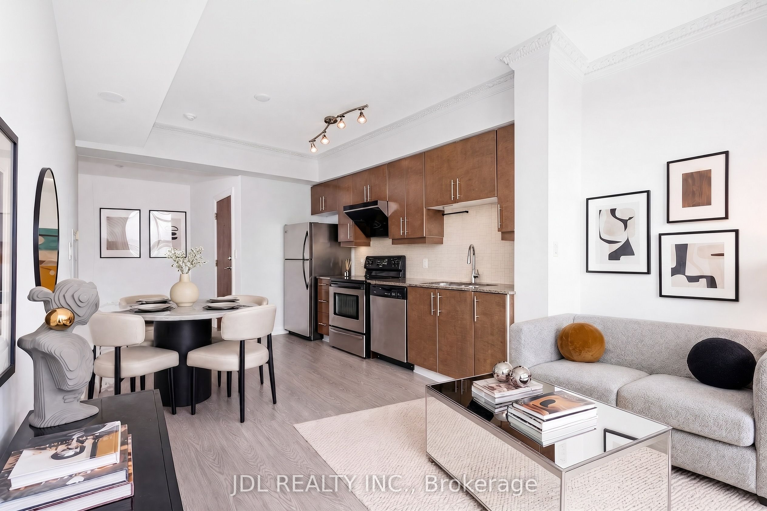 16 Harbour Street 4006, Toronto, ON M5J 2Z7 photo 3