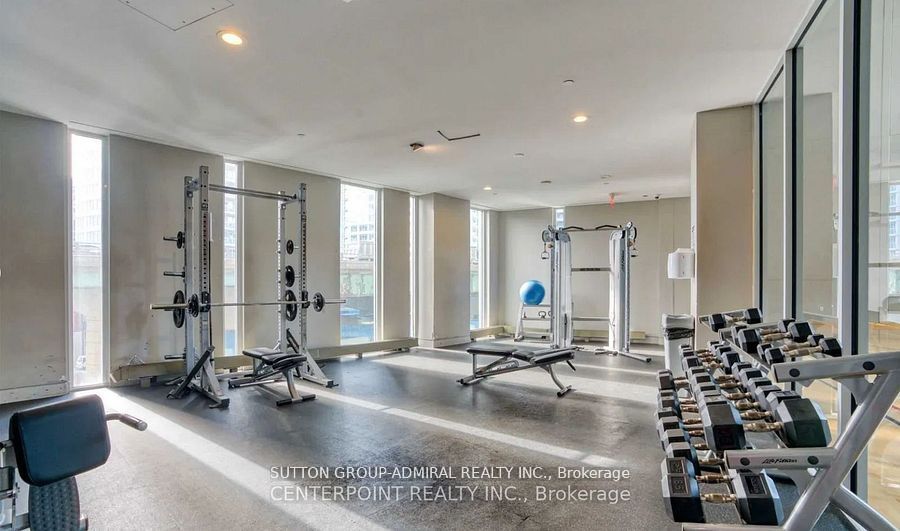 75 Queens Wharf Road 1709, Toronto, ON M5V 0J8 photo 3