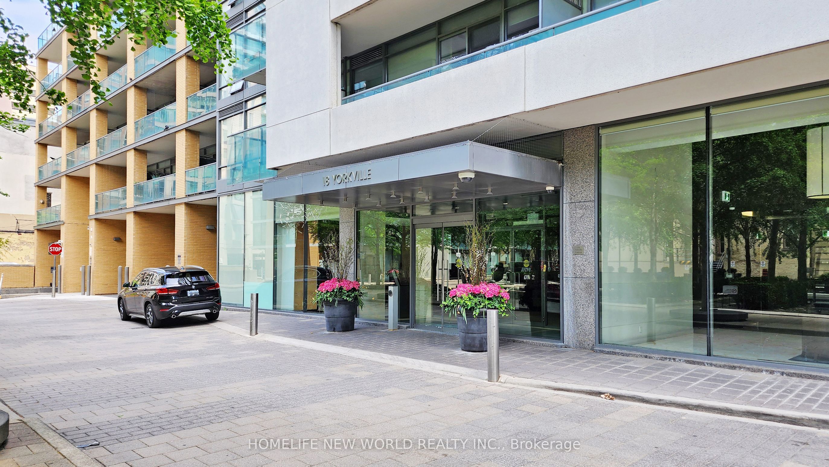 18 Yorkville Avenue 312, Toronto, ON M4W 3Y8 photo 4