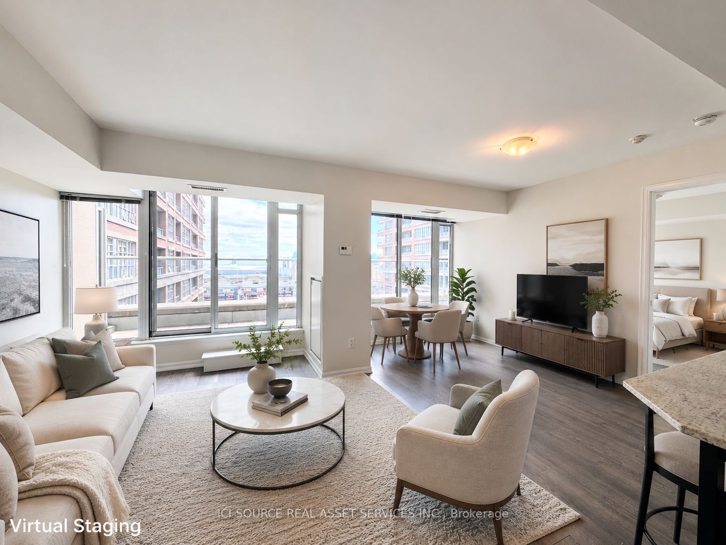 85 East Liberty Street 725, Toronto, ON M6K 3R4 photo 2