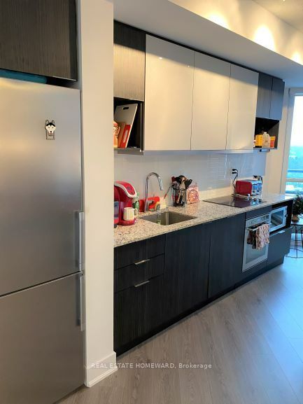 99 The Donway Way W 1007, Toronto, ON M3C 0N8 photo 3