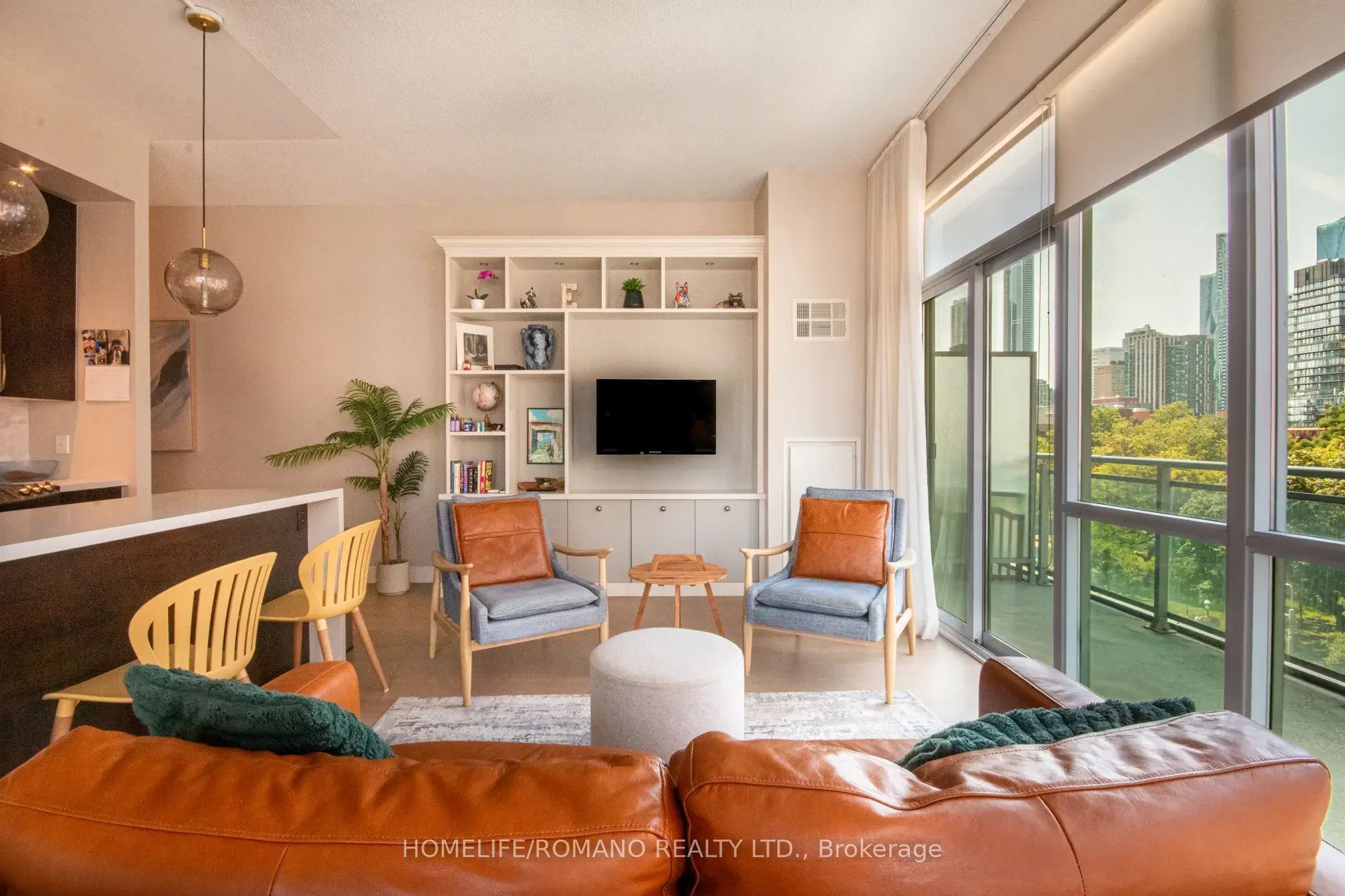 112 George Street 535, Toronto, ON M5A 2M5 photo 5