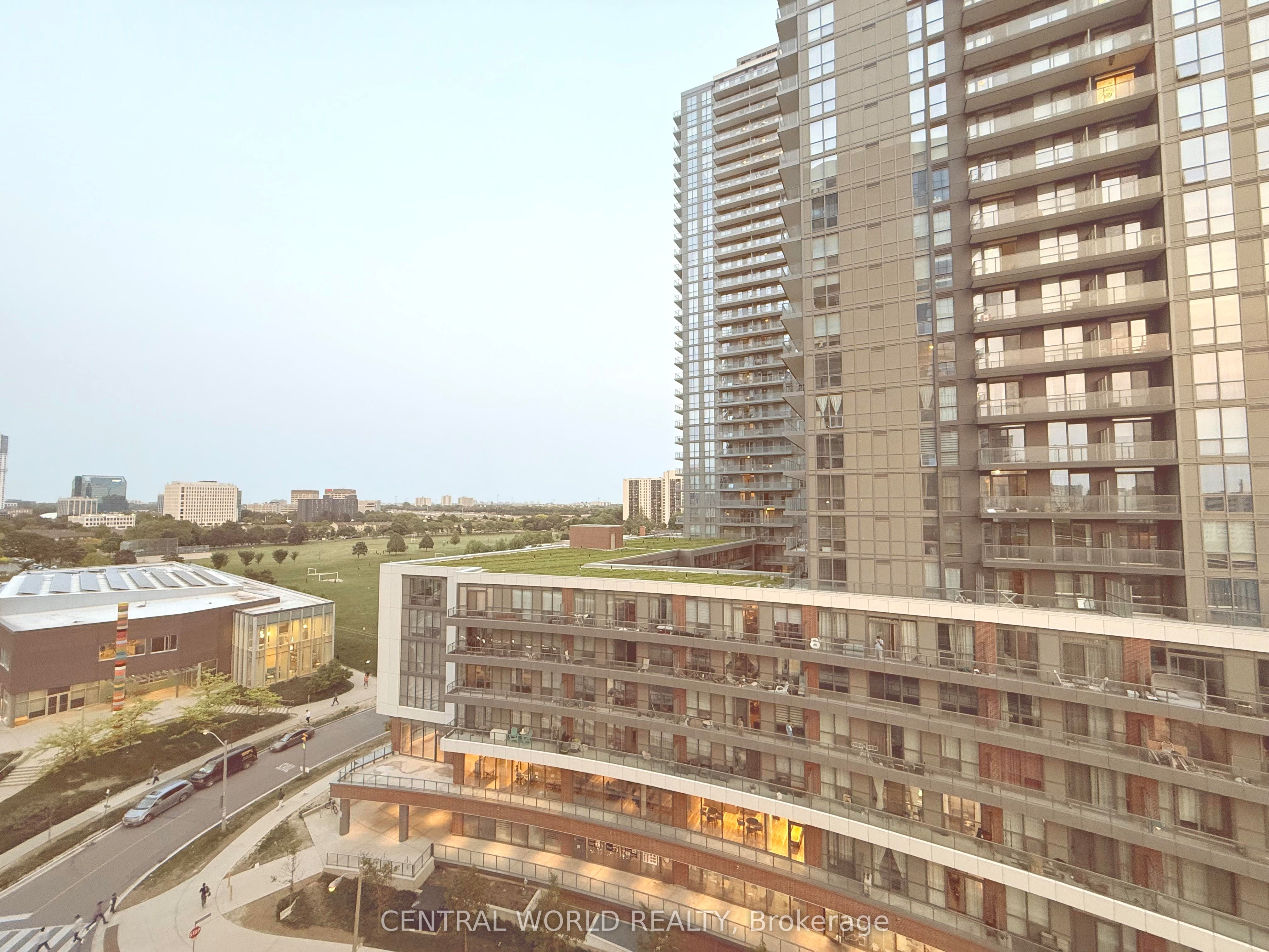50 FOREST MANOR Road 901, Toronto, ON M2J 0E3 photo 5
