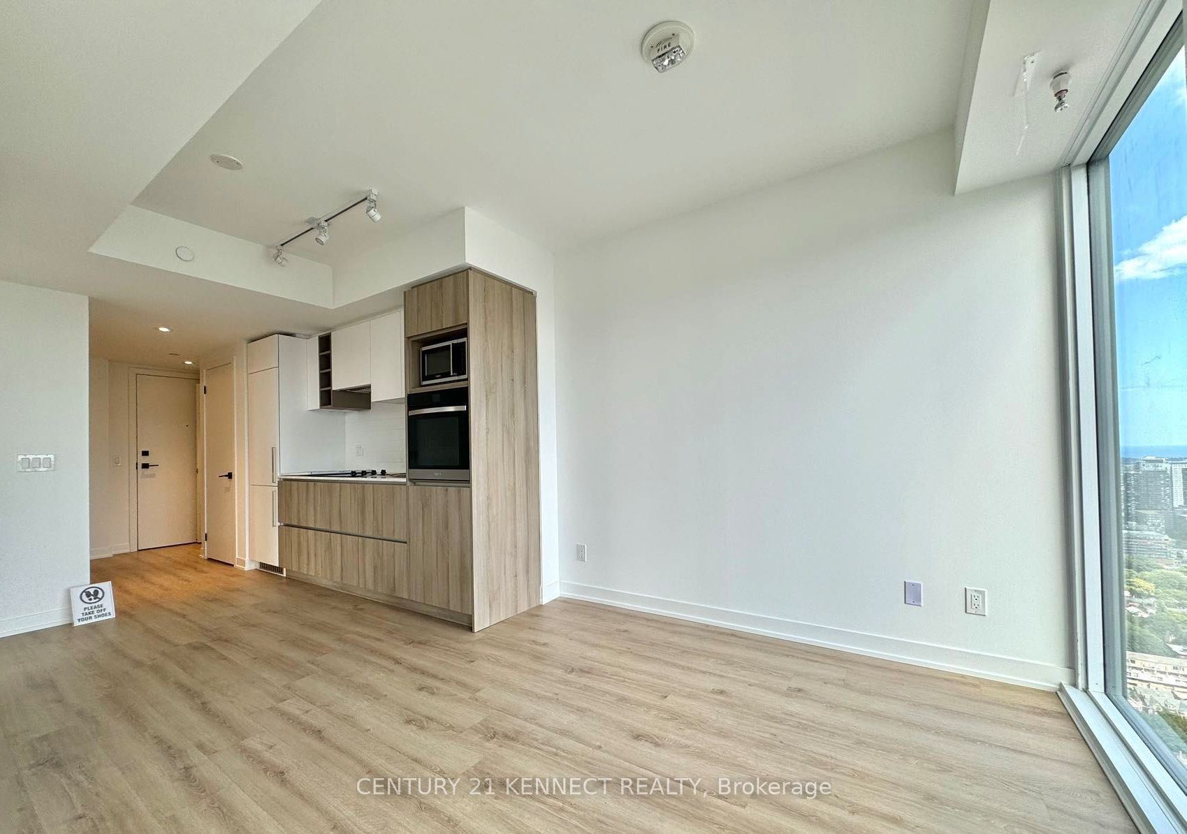 319 Jarvis Street 4602, Toronto, ON M5B 0C8 photo 2