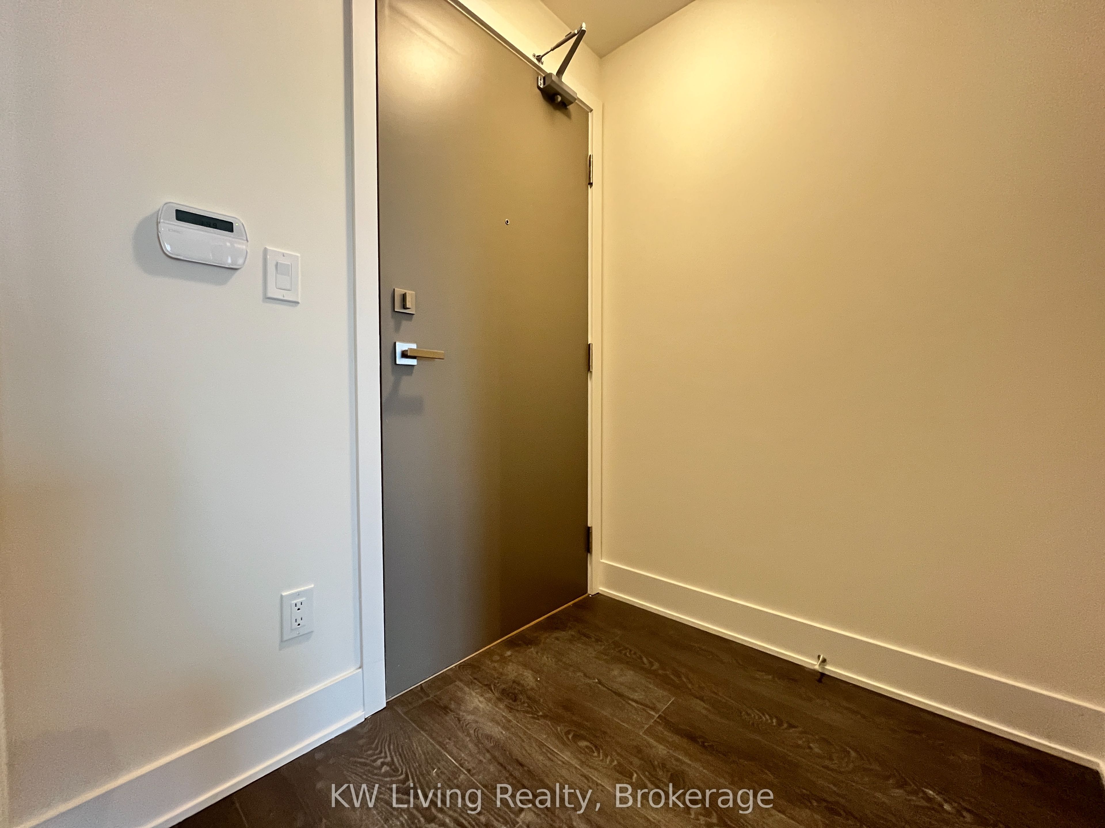 188 Fairview Mall Drive 1206, Toronto, ON M2J 0H7 photo 2