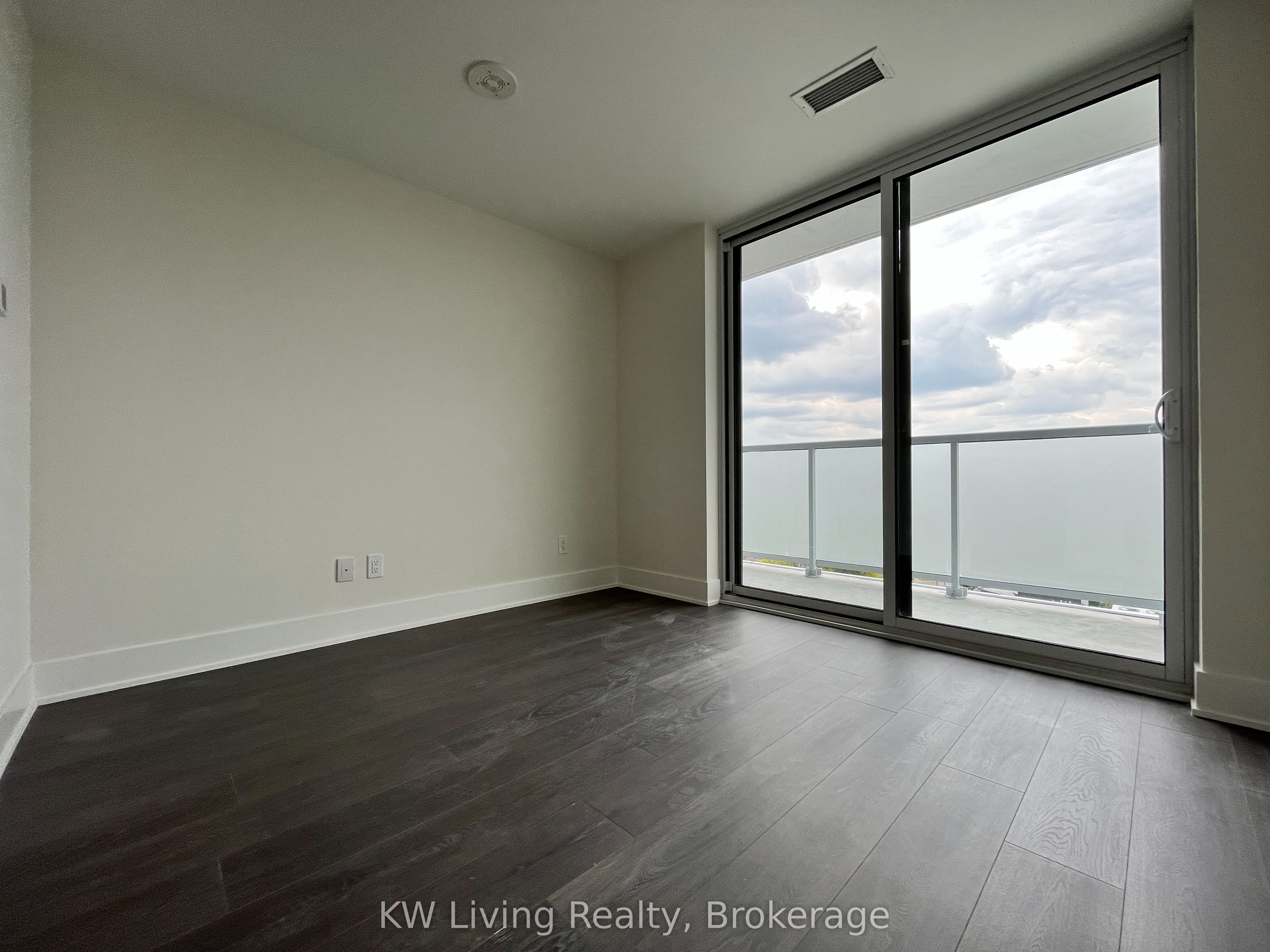 188 Fairview Mall Drive 1206, Toronto, ON M2J 0H7 photo 3
