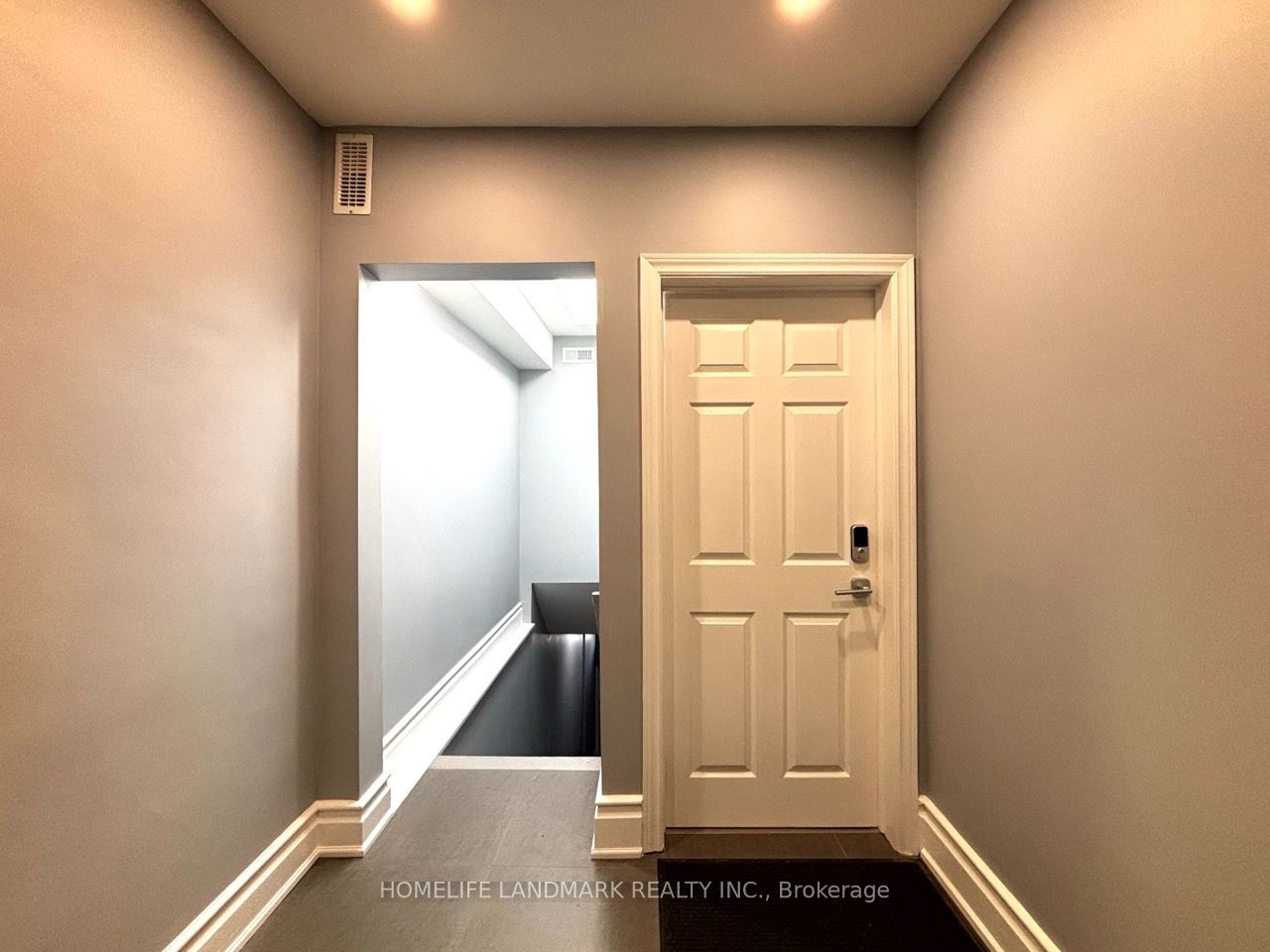 3229 Yonge Street Unit 1, Toronto, ON M4N 2L3 photo 2