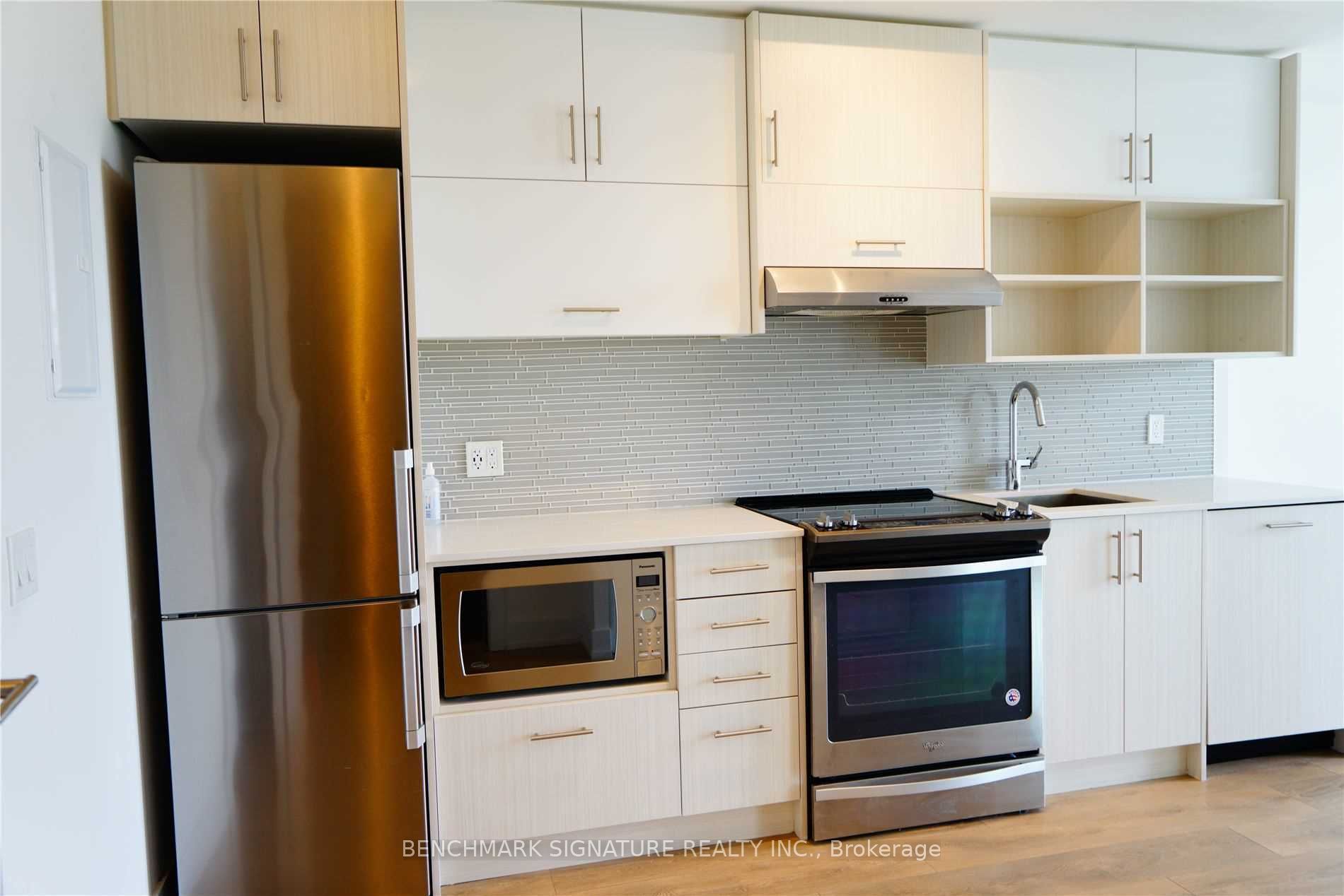 128 Fairview Mall Drive 907, Toronto, ON M2J 0E8 photo 2