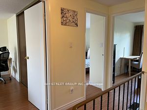 11 Yellow Birch Way, Toronto, ON M2H 2S9 photo 5