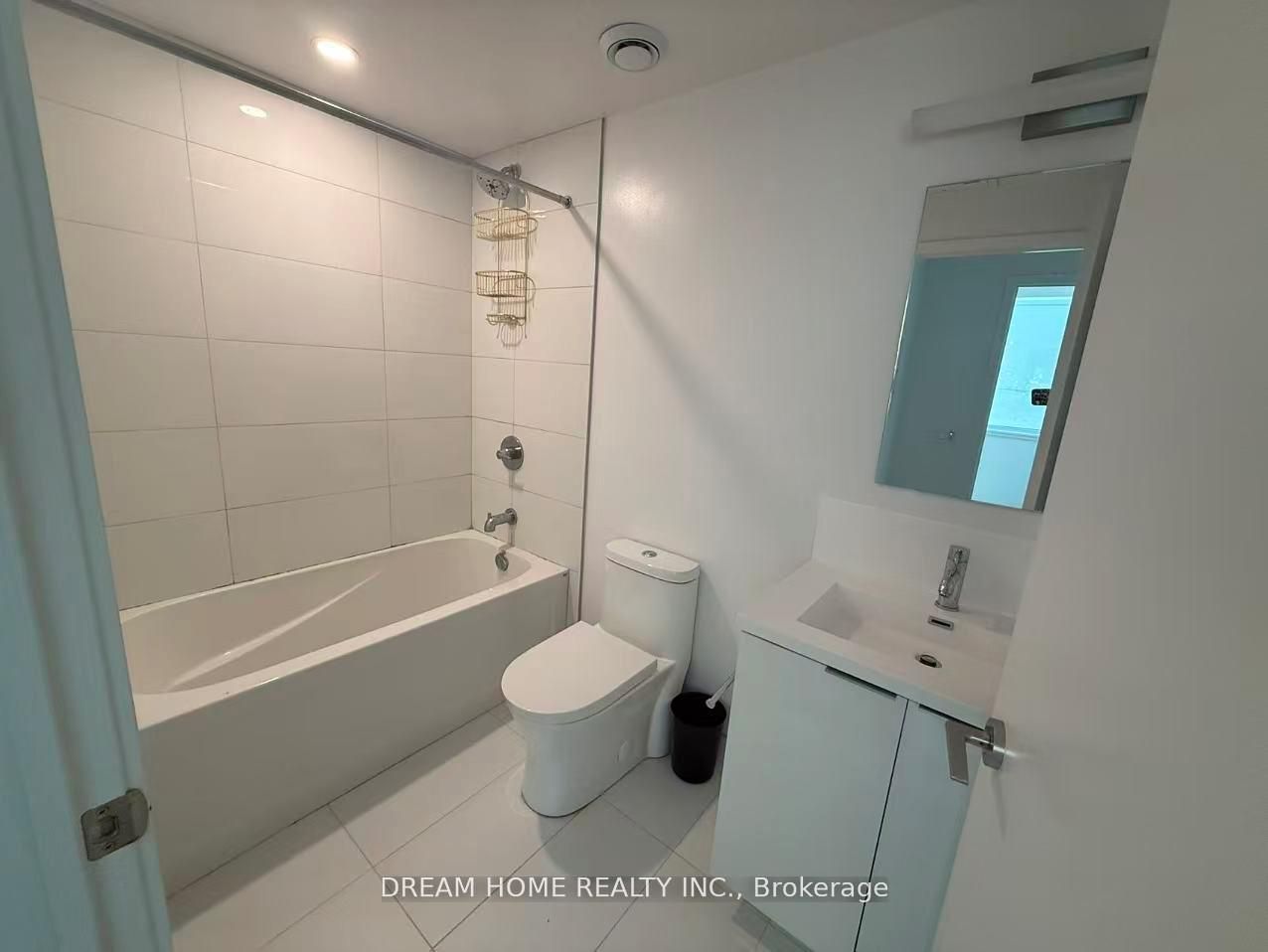238 simcoe Street 702, Toronto, ON M5T 0E2 photo 4