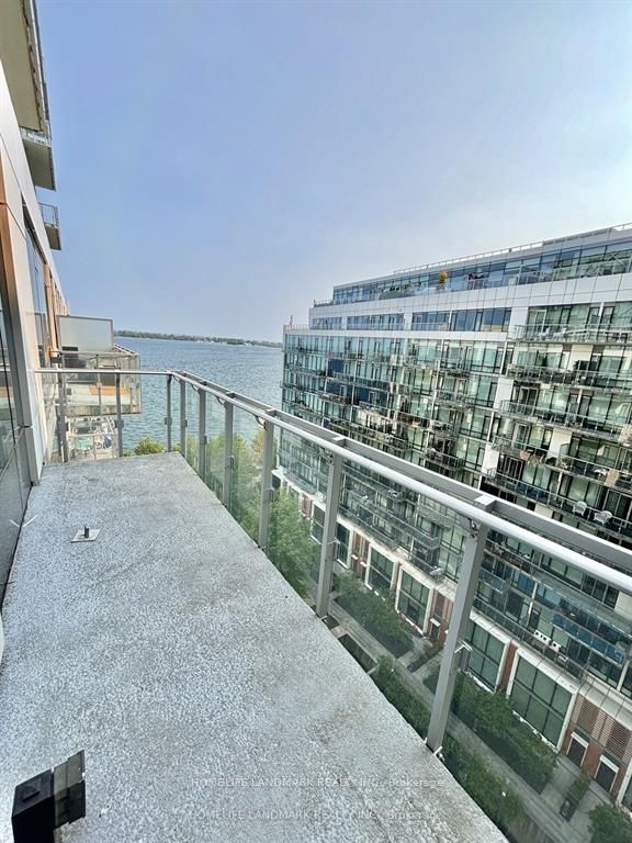 39 Queens Quay E 1029, Toronto, ON M5E 0A5 photo 2