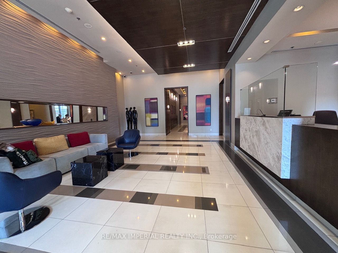 16 Harbour Street 3707, Toronto, ON M5J 2Z7 photo 3