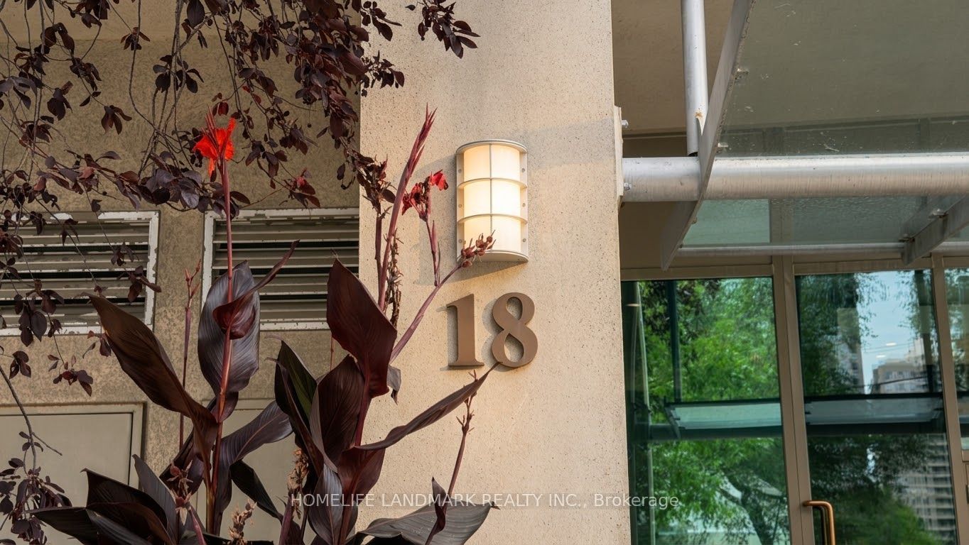 18 Parkview Avenue 312, Toronto, ON M2N 7H7 photo 3