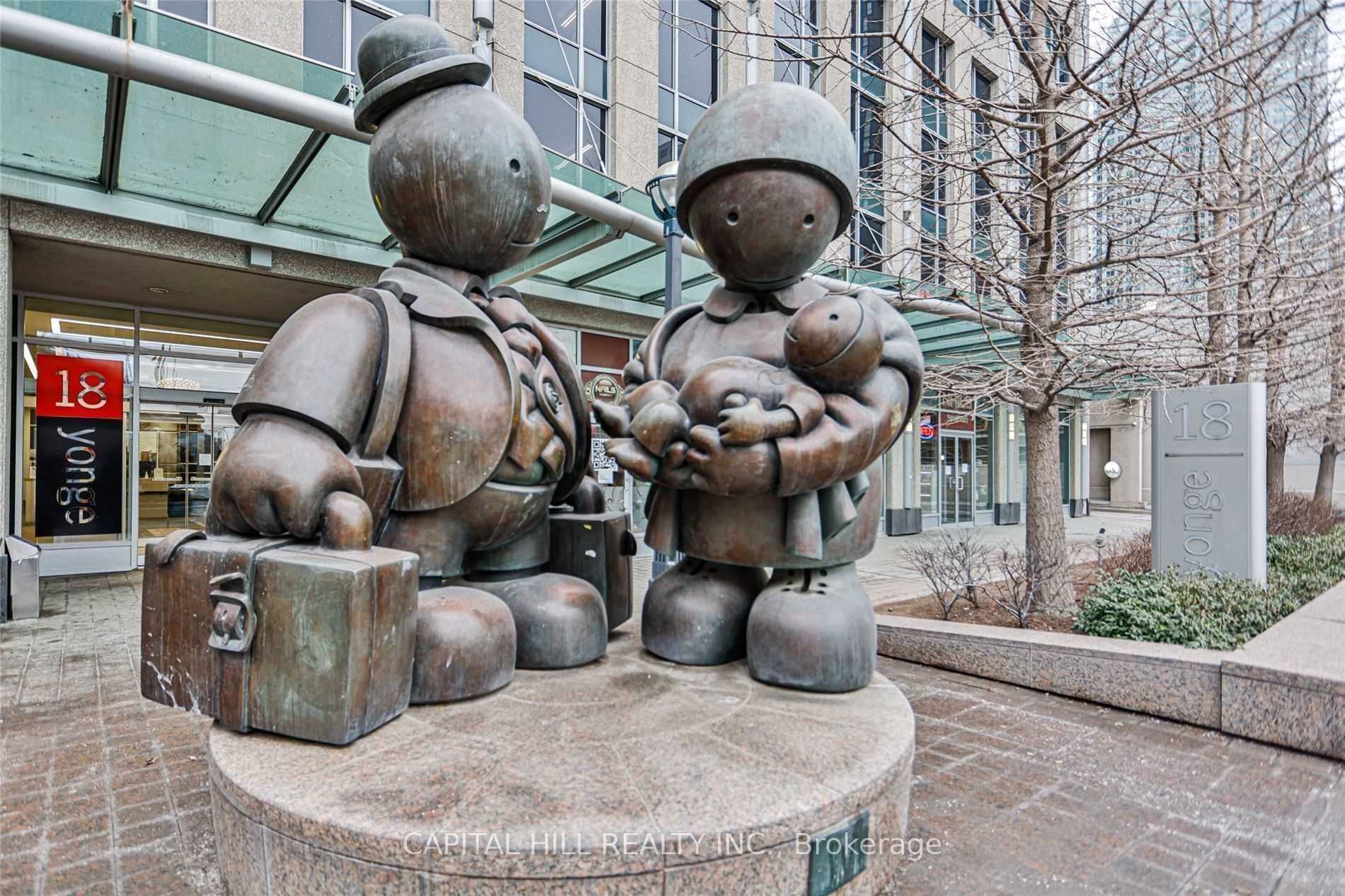 18 Yonge Street 2601, Toronto, ON M5E 1Z8 photo 4