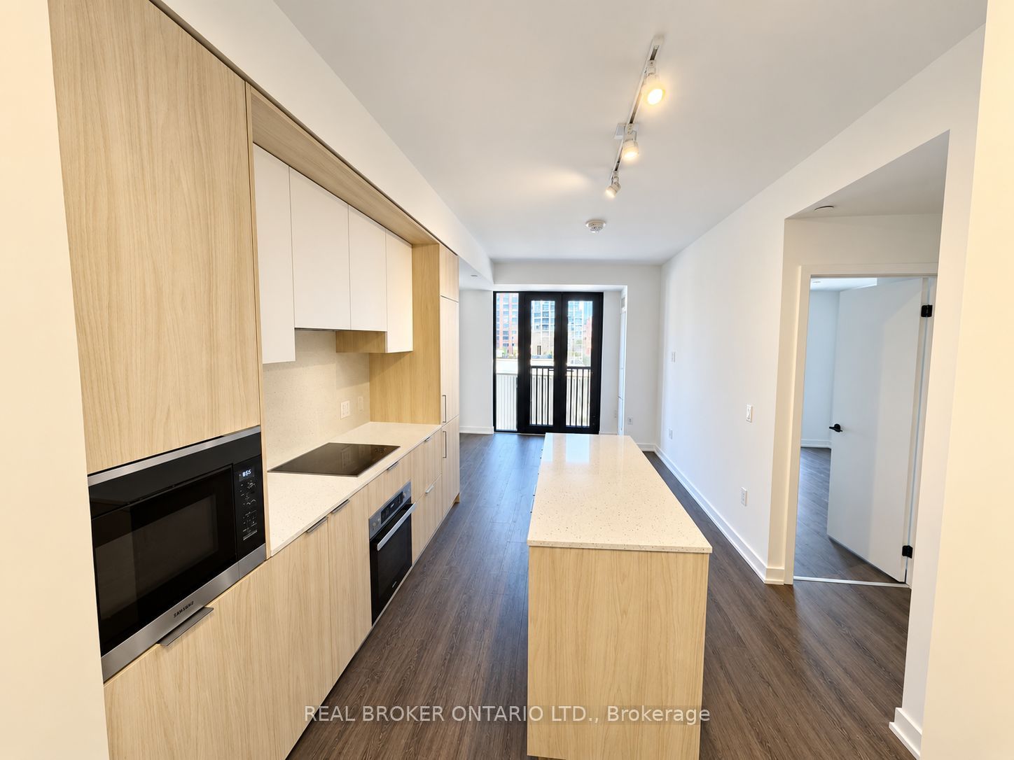 123 Portland Street 507, Toronto, ON M5V 2N4 photo 3