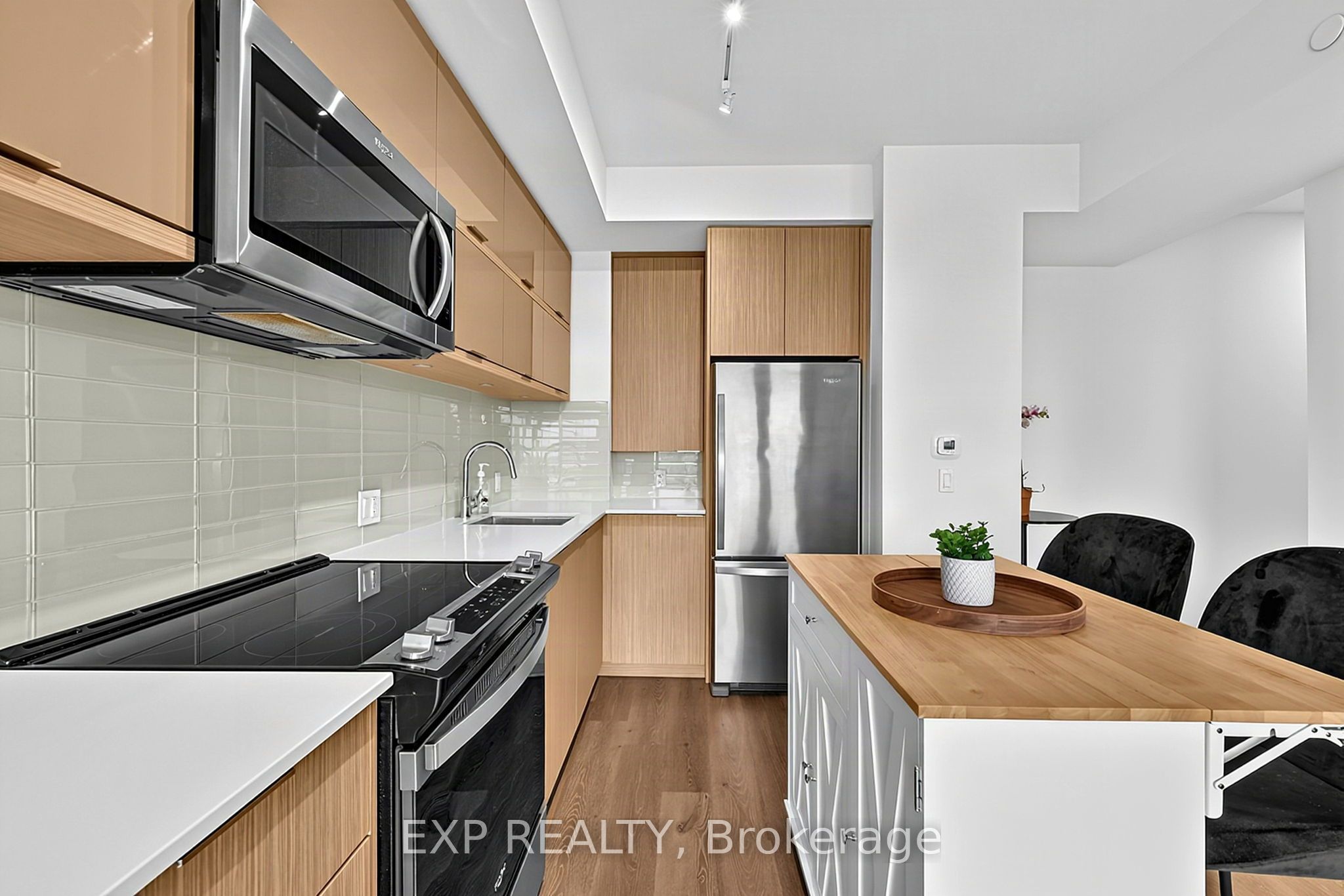 10 Deerlick Court 2004, Toronto, ON M3A 0A7 photo 5
