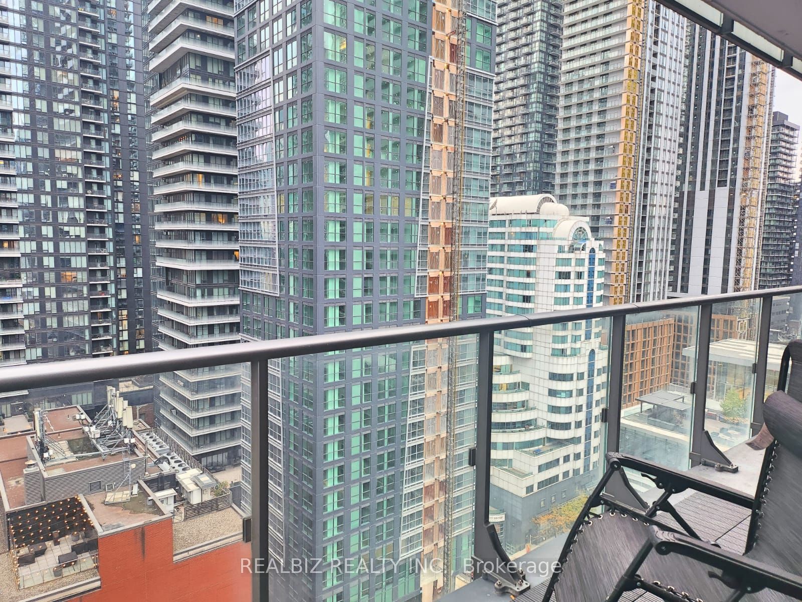 8 Mercer Street 2008, Toronto, ON M5V 3W2 photo 2