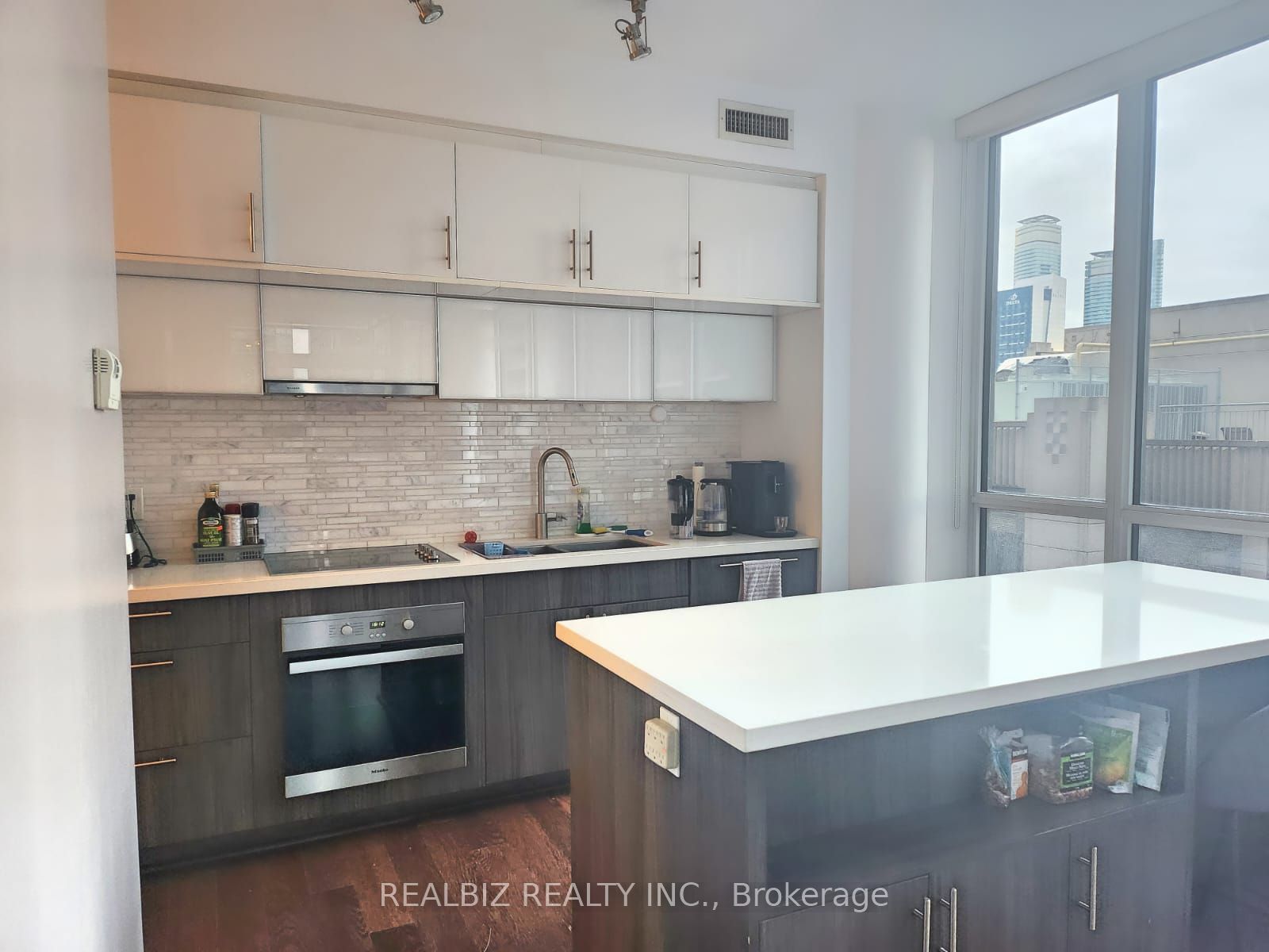8 Mercer Street 2008, Toronto, ON M5V 3W2 photo 4