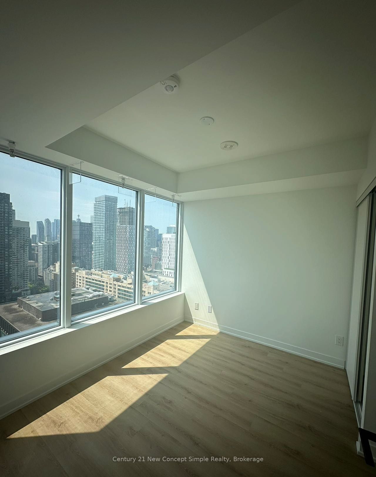319 Jarvis Street 3301, Toronto, ON M5B 0C8 photo 2