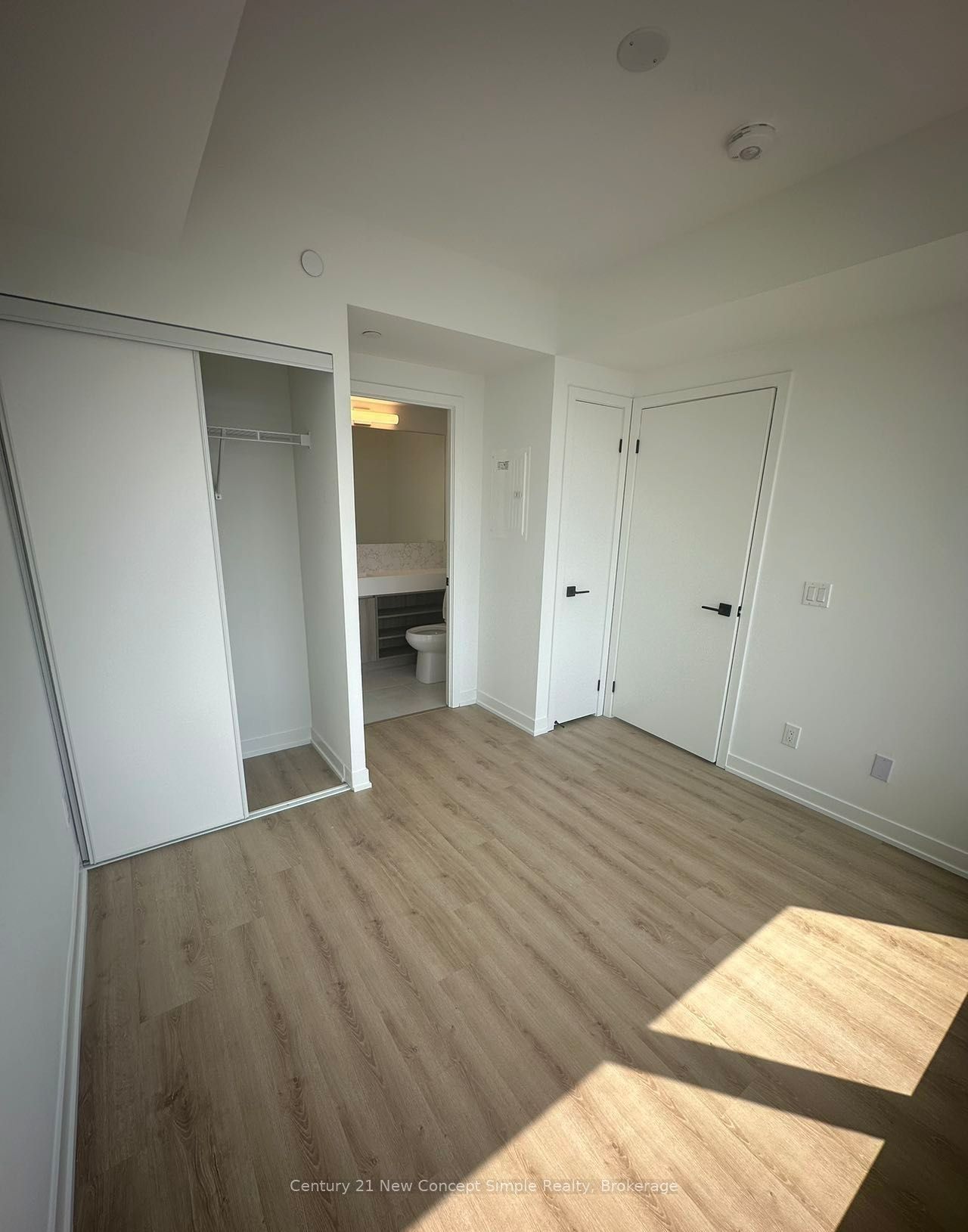 319 Jarvis Street 3301, Toronto, ON M5B 0C8 photo 3