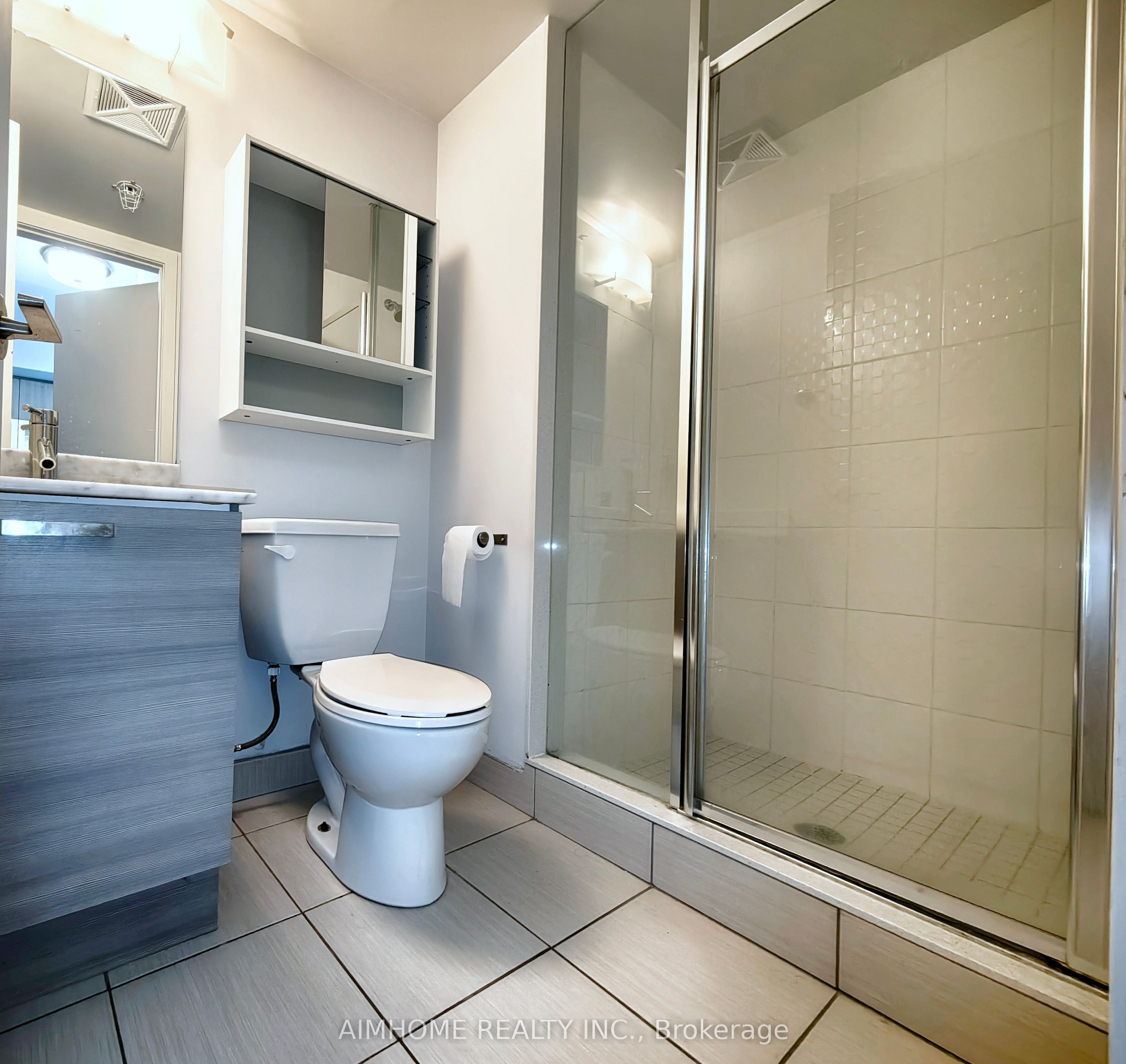 36 Lisgar Street 1916, Toronto, ON M6J 0C7 photo 5